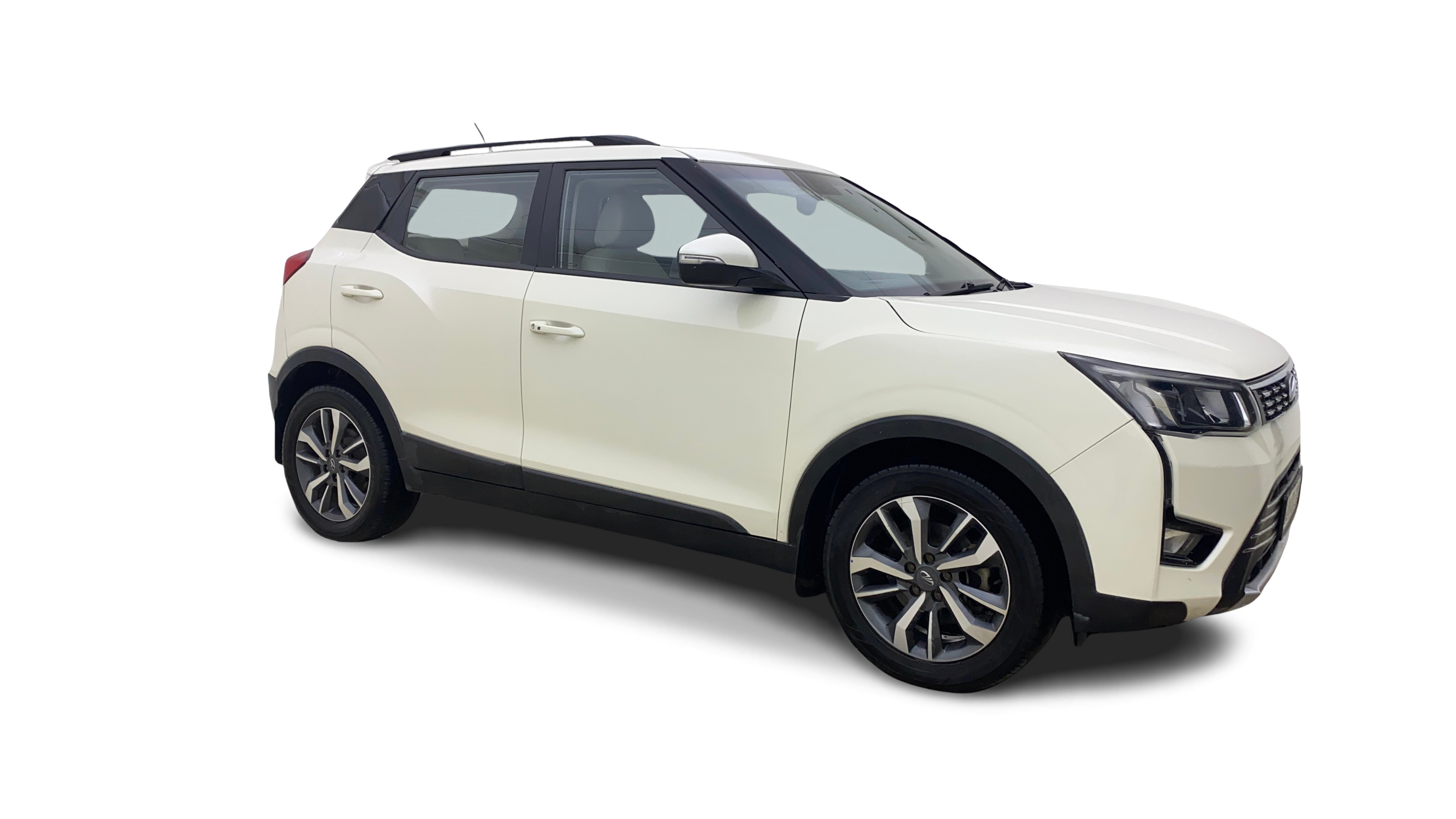 2021 Mahindra XUV300 - SUV - Diesel - Manual - ₹8.31 lakh