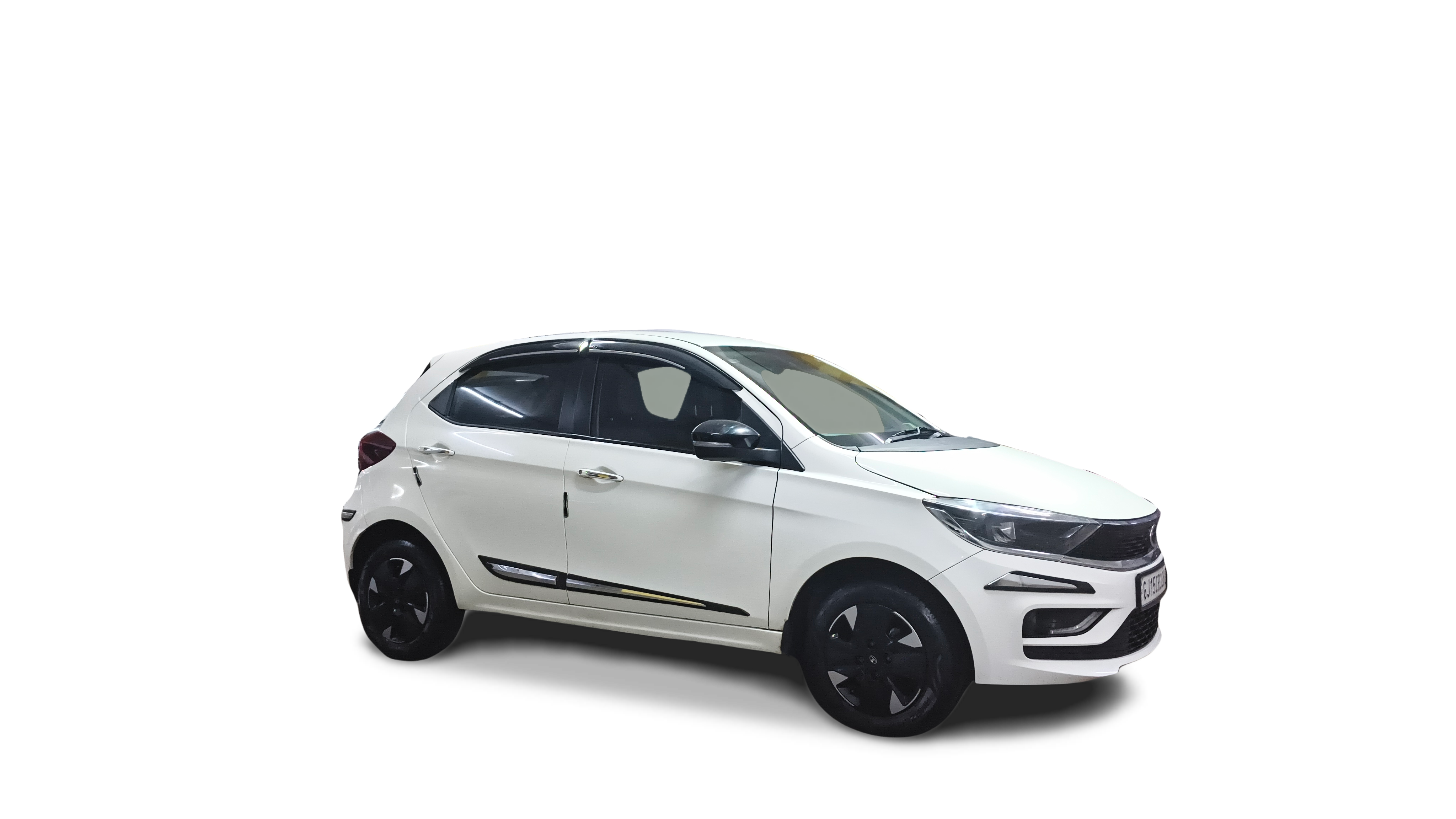 2025 Tata Tiago - Hatchback - CNG - Automatic - ₹6.93 lakh
