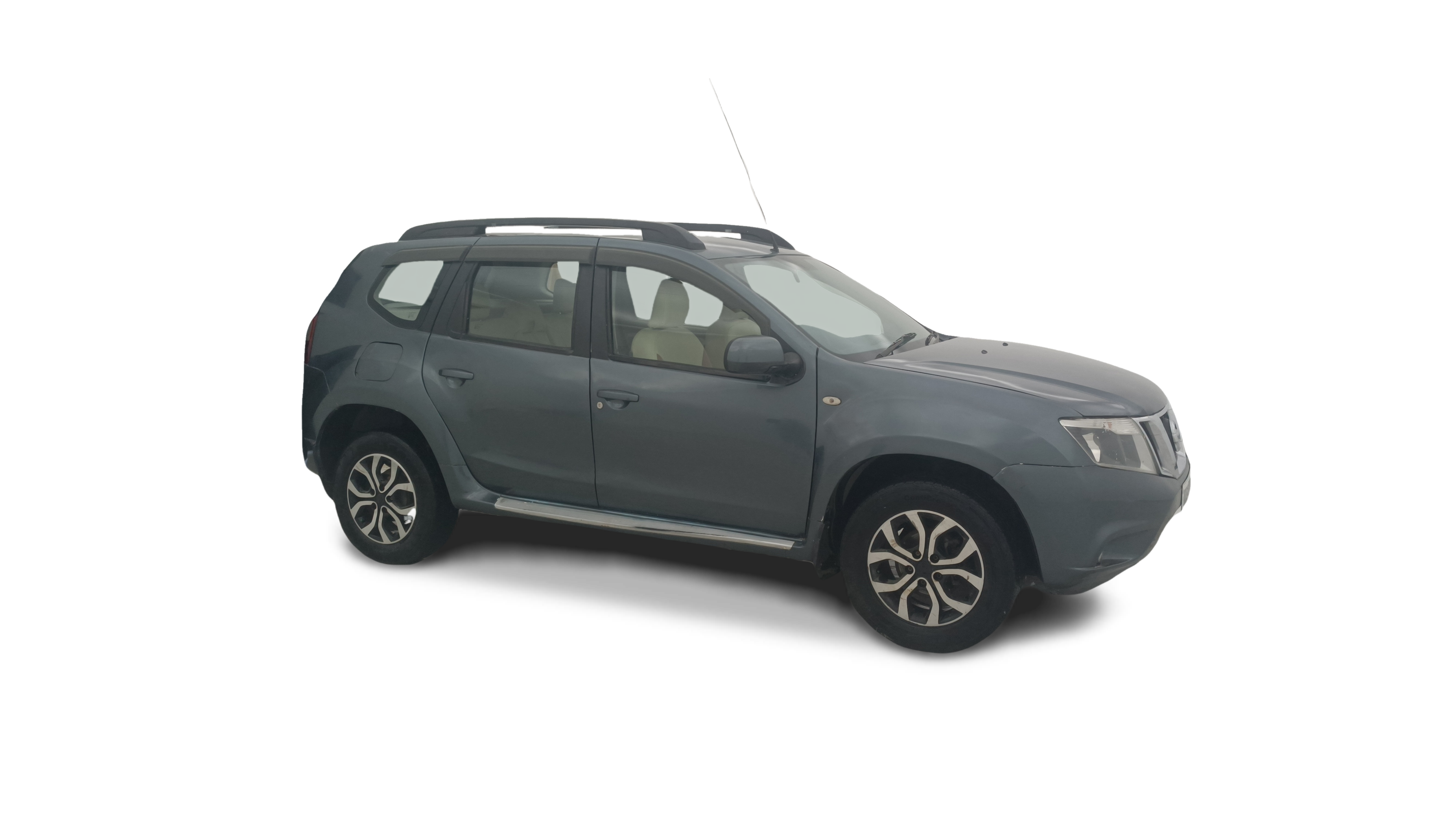 2013 Nissan Terrano - SUV - Diesel - Manual - ₹3.90 lakh