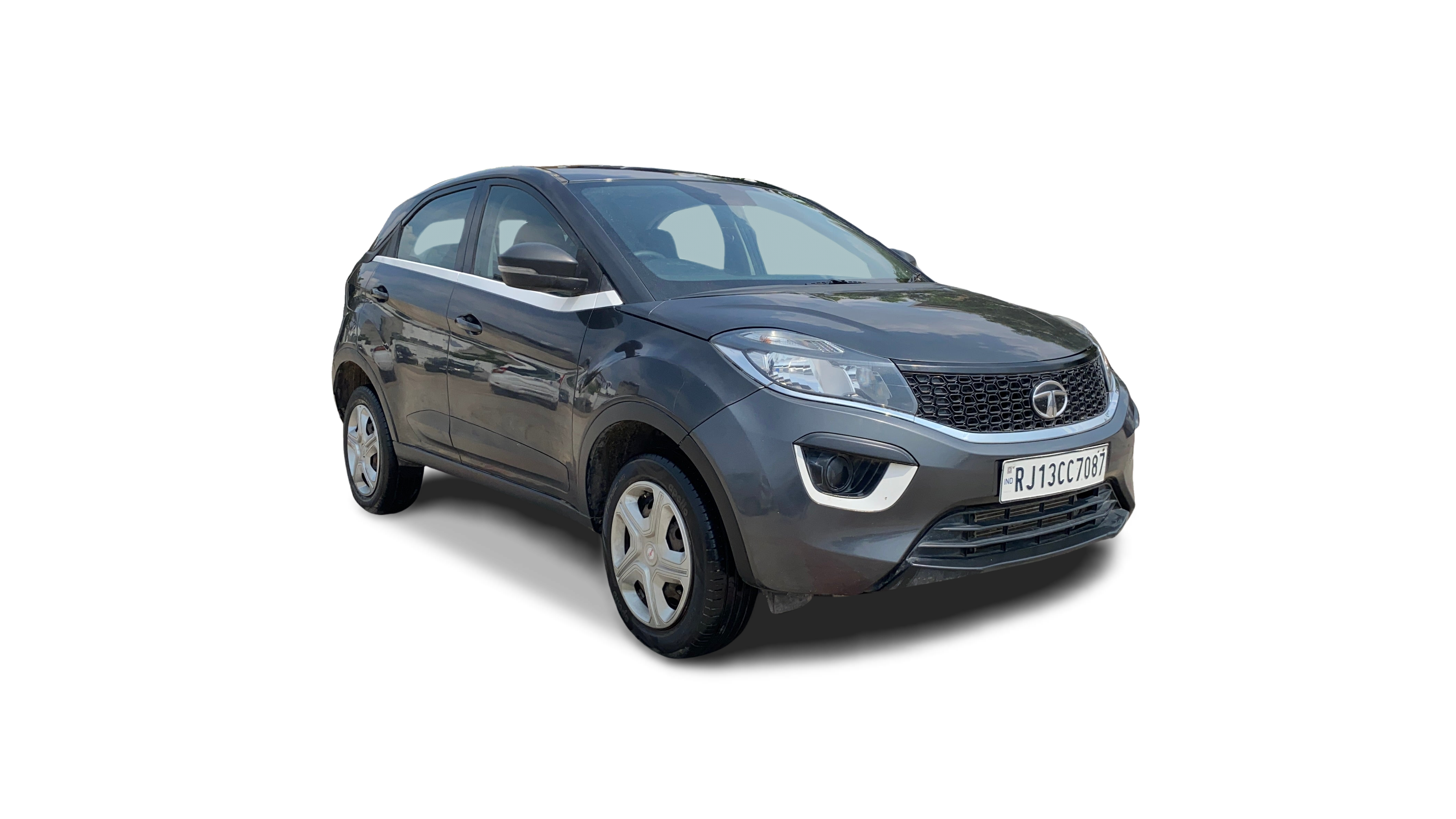 2019 Tata NEXON - SUV - Petrol - Manual - ₹3.73 lakh