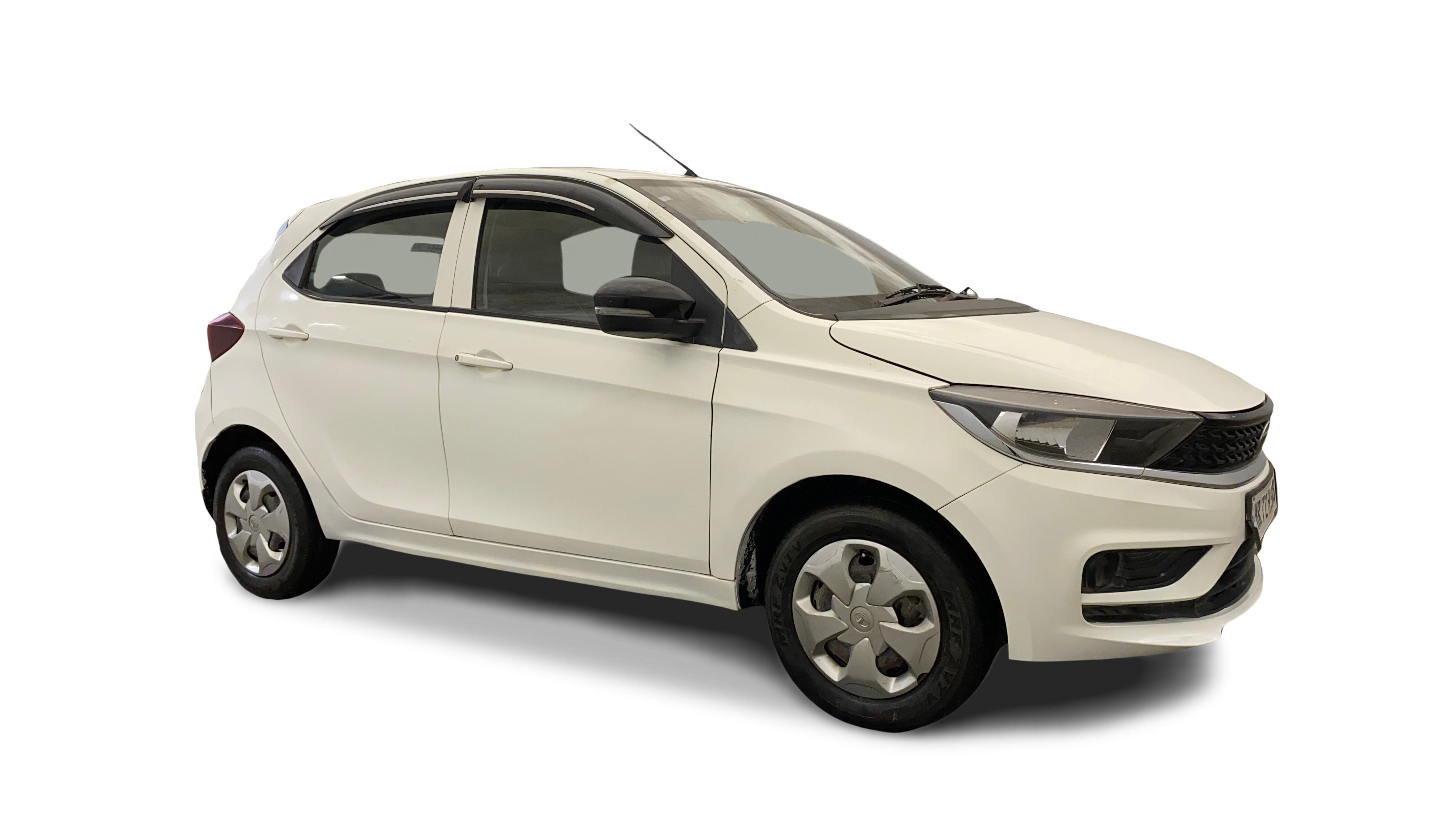 Tata Tiago-img