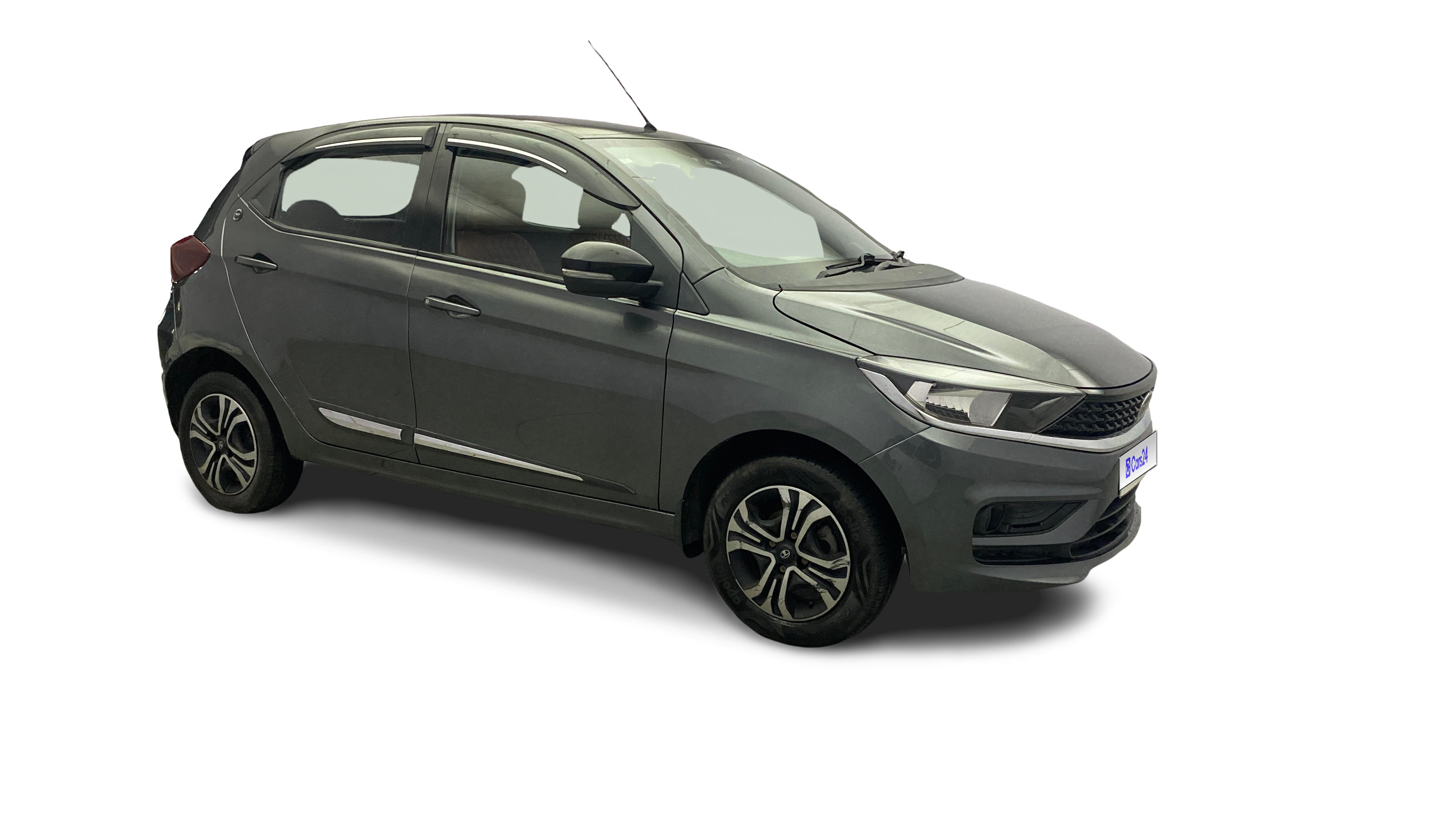 2024 Tata Tiago - Hatchback - CNG - Manual - ₹7.56 lakh