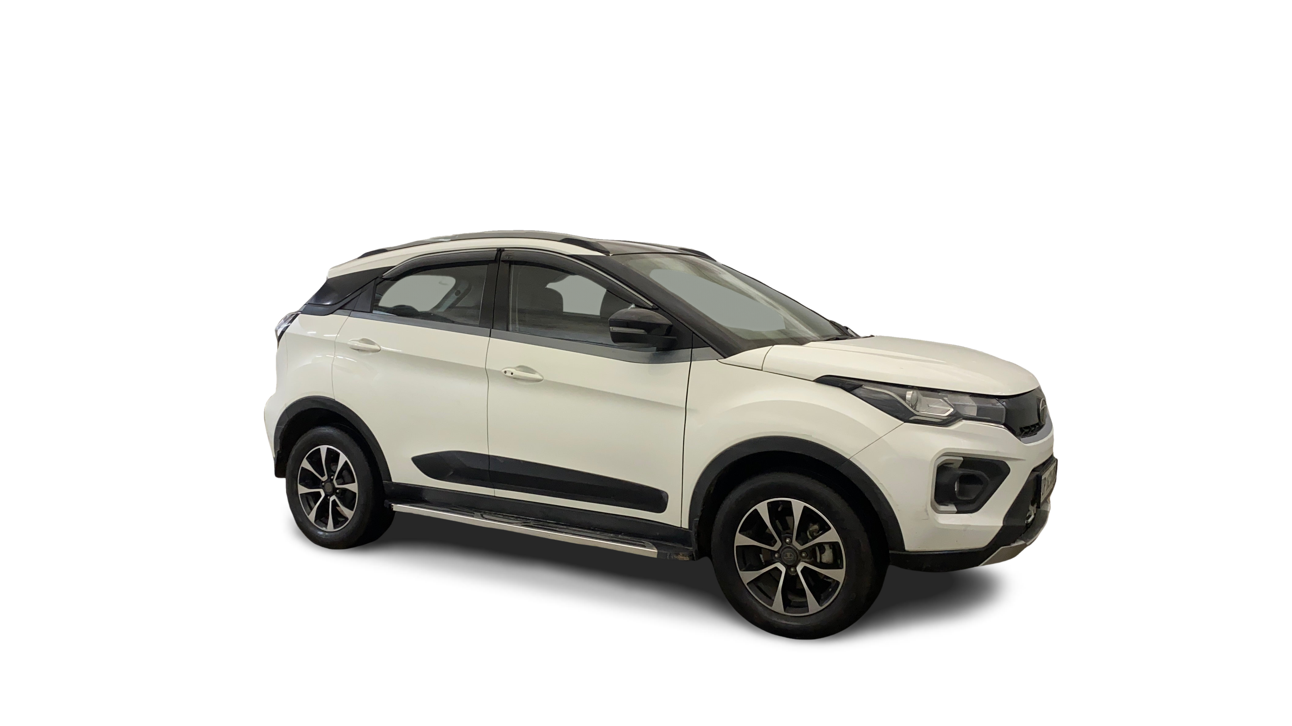 Tata NEXON-img