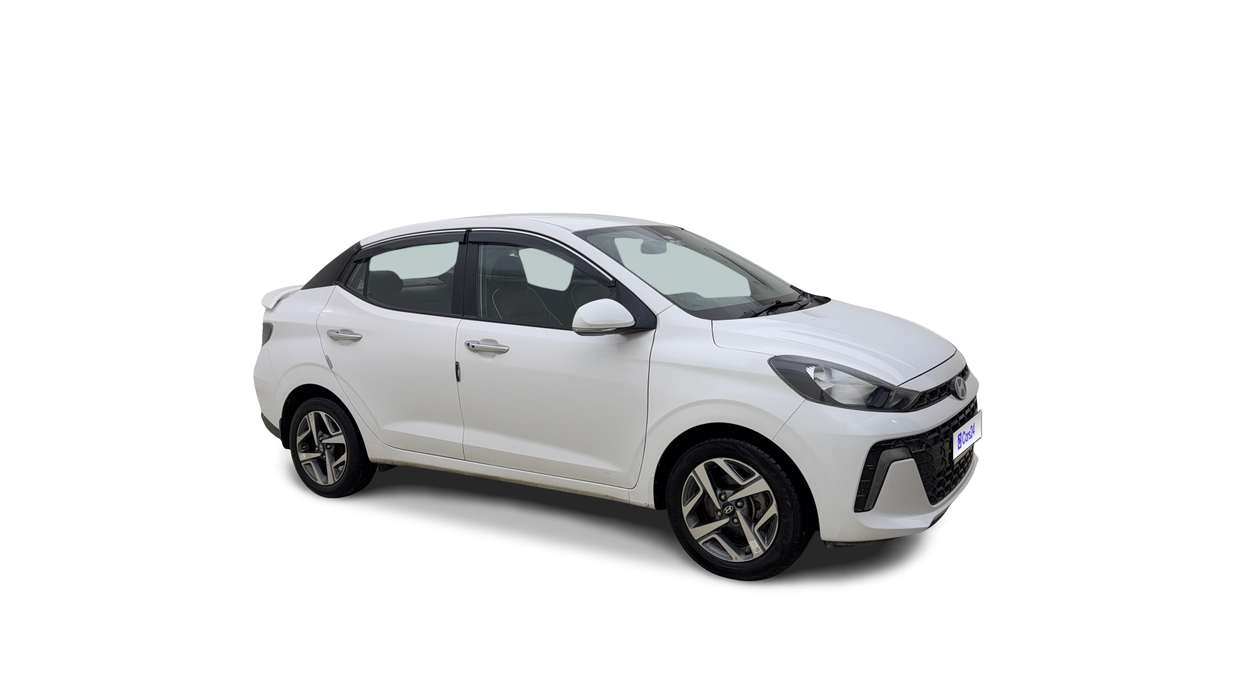 2024 Hyundai AURA - Sedan - CNG - Manual - ₹7.11 lakh