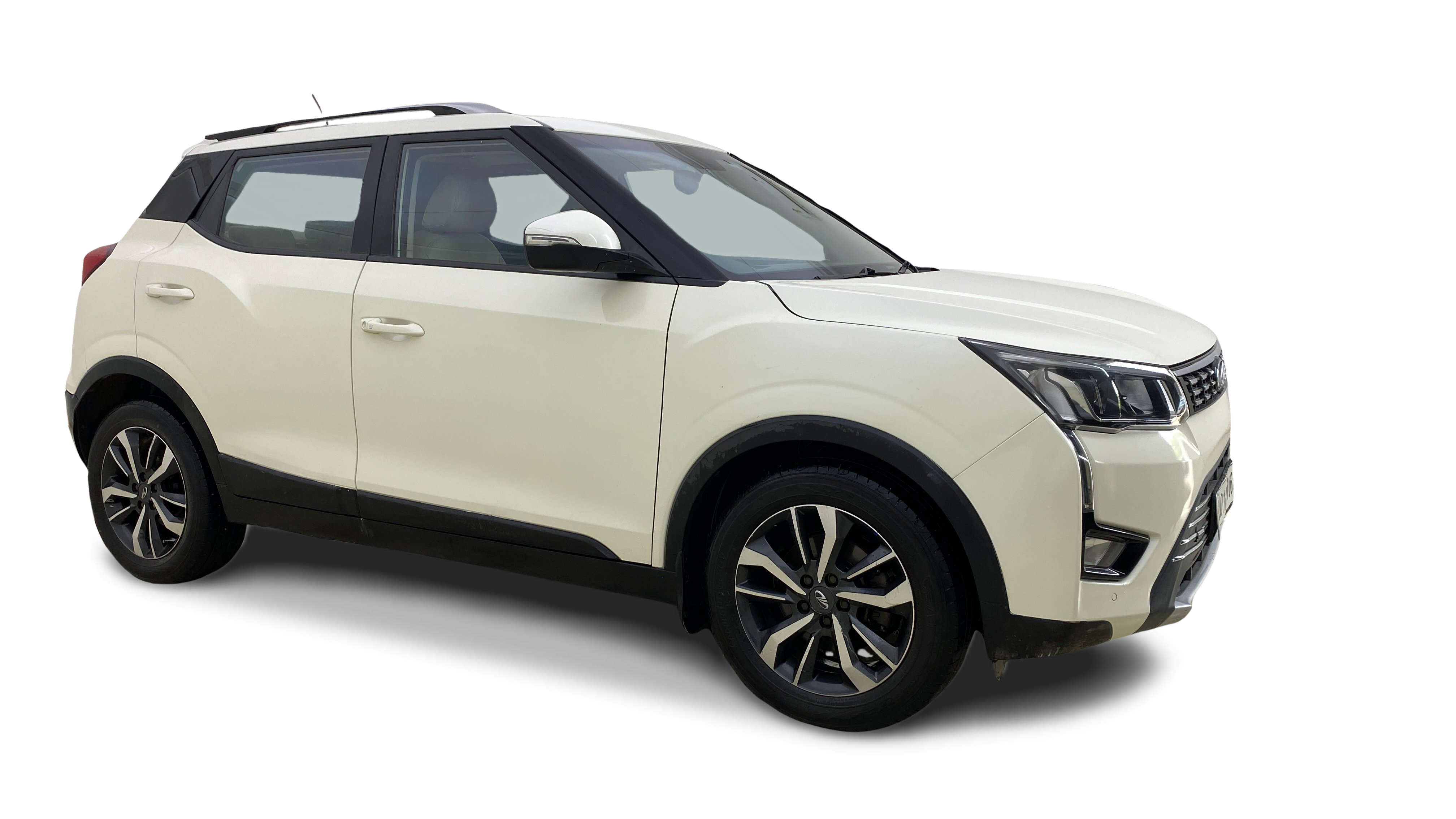 2019 Mahindra XUV300 - SUV - Diesel - Automatic - ₹6.39 lakh