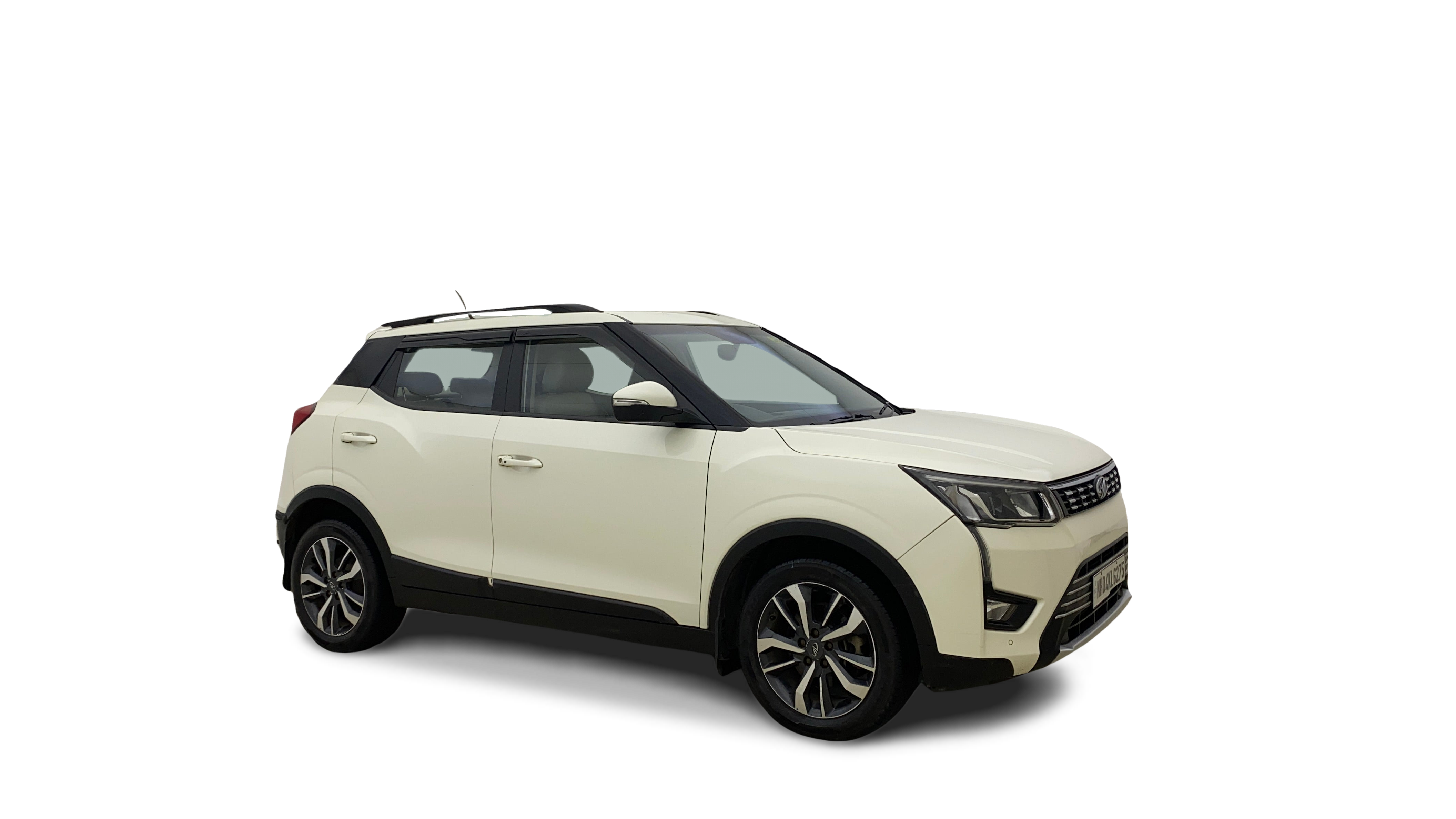 2020 Mahindra XUV300 - SUV - Petrol - Manual - ₹7.15 lakh