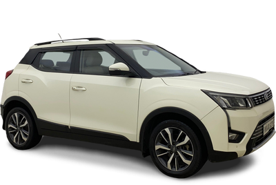 Mahindra XUV300-img