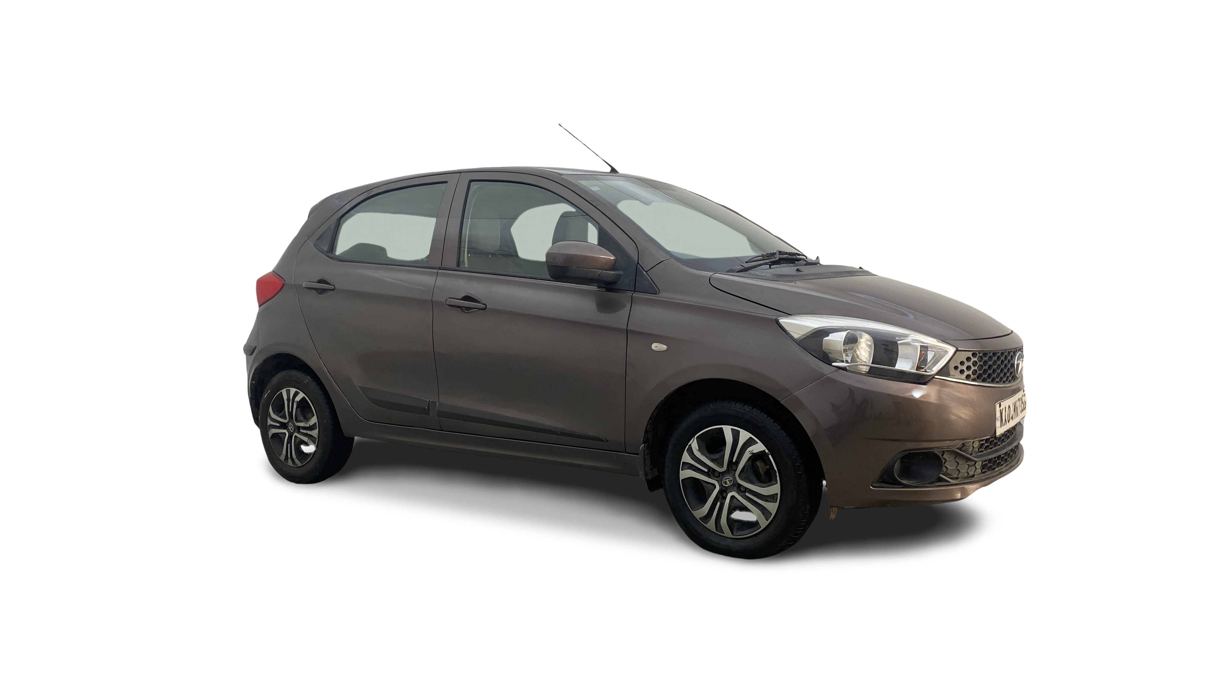 2019 Tata Tiago - Hatchback - Petrol - Manual - ₹4.13 lakh
