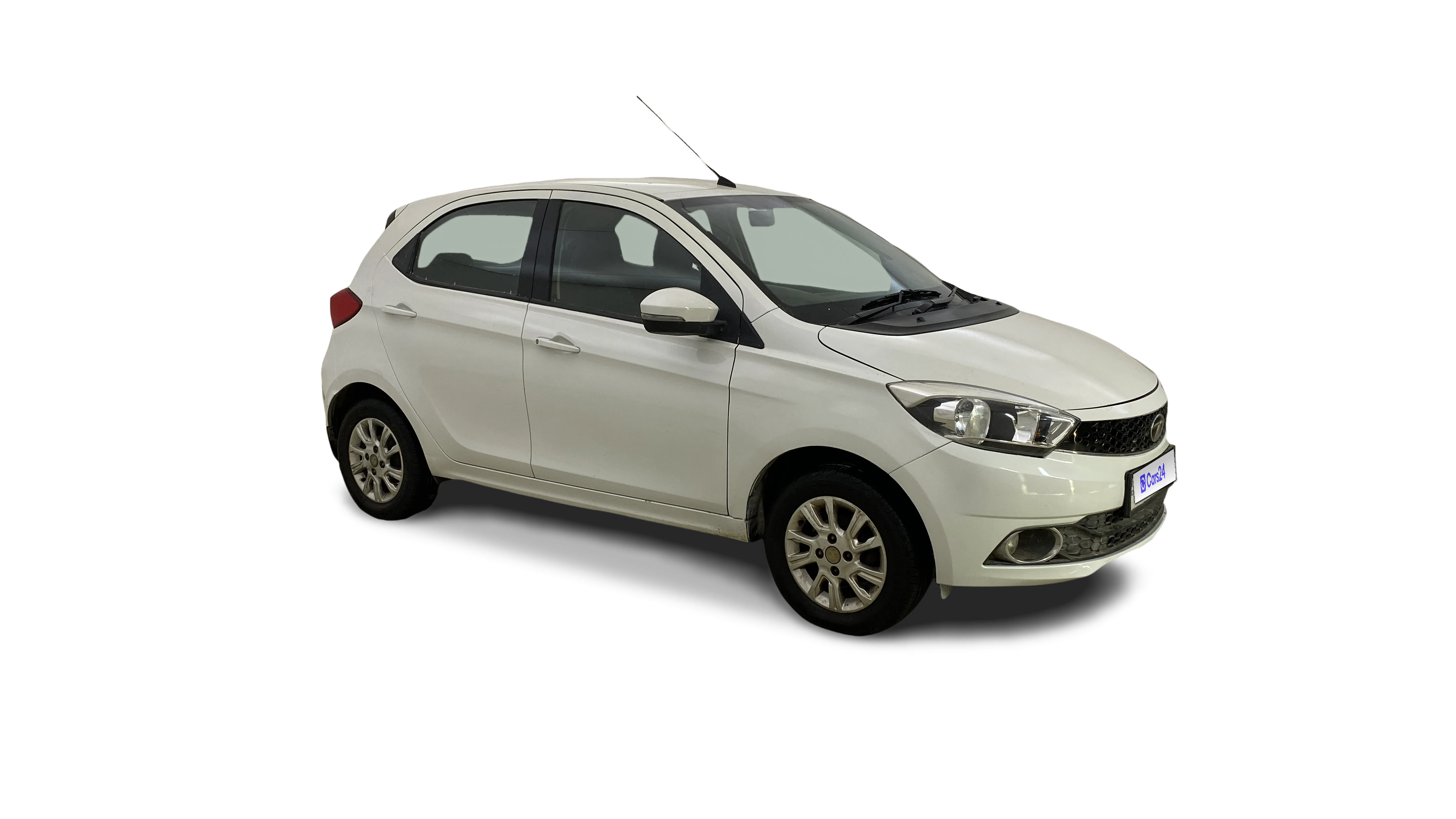 2017 Tata Tiago - Hatchback - Petrol - Manual - ₹3.26 lakh