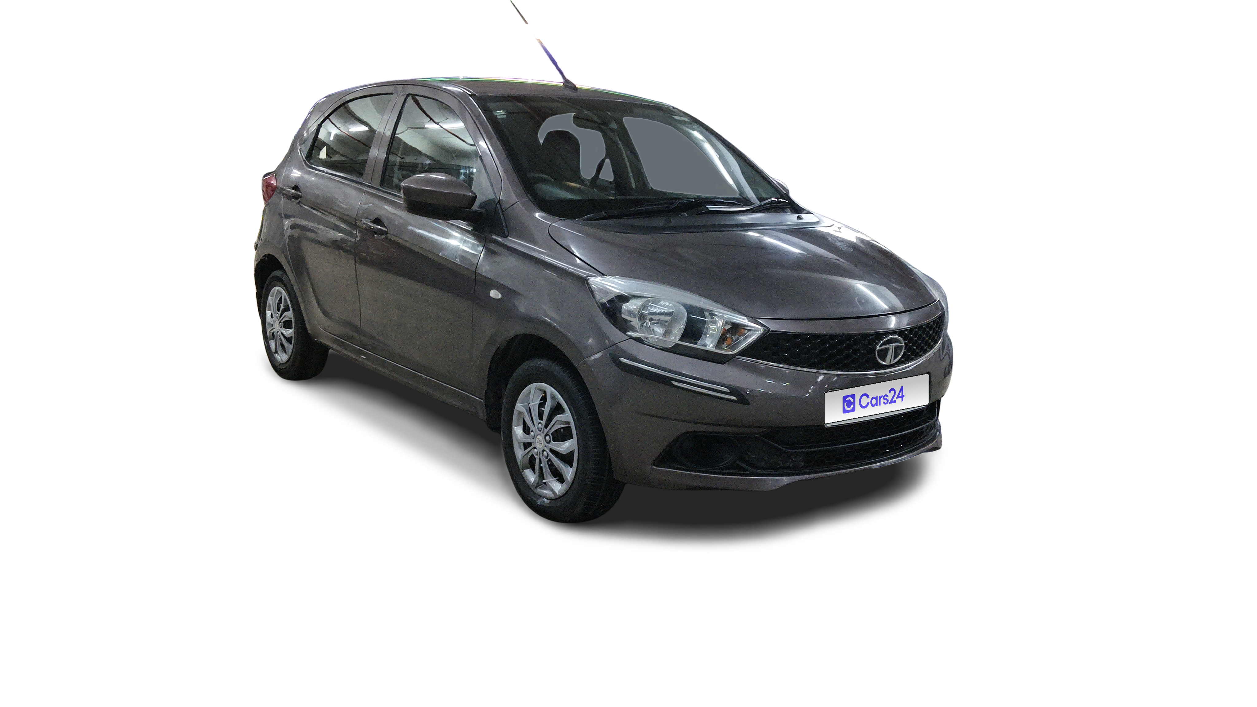 2017 Tata Tiago - Hatchback - Petrol - Manual - ₹2.81 lakh