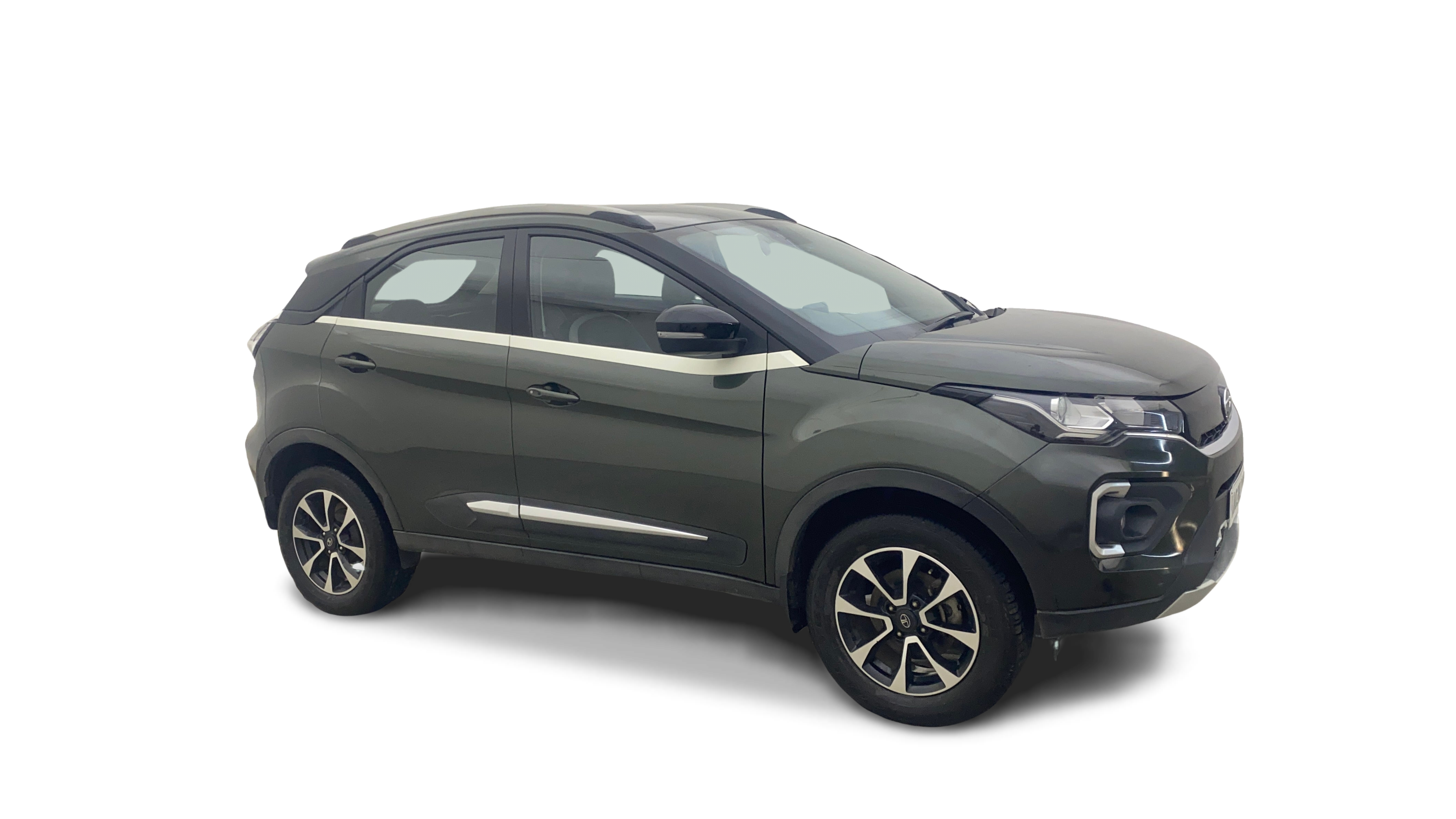 Tata NEXON-img