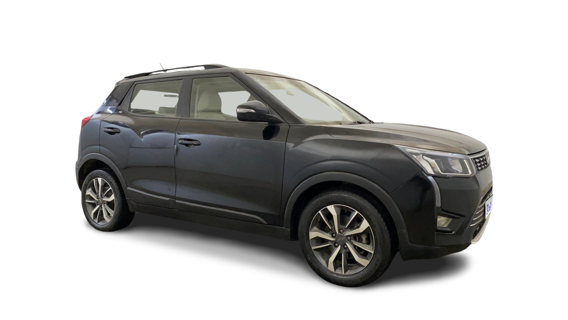 2020 Mahindra XUV300 - SUV - Petrol - Manual - ₹5.81 lakh