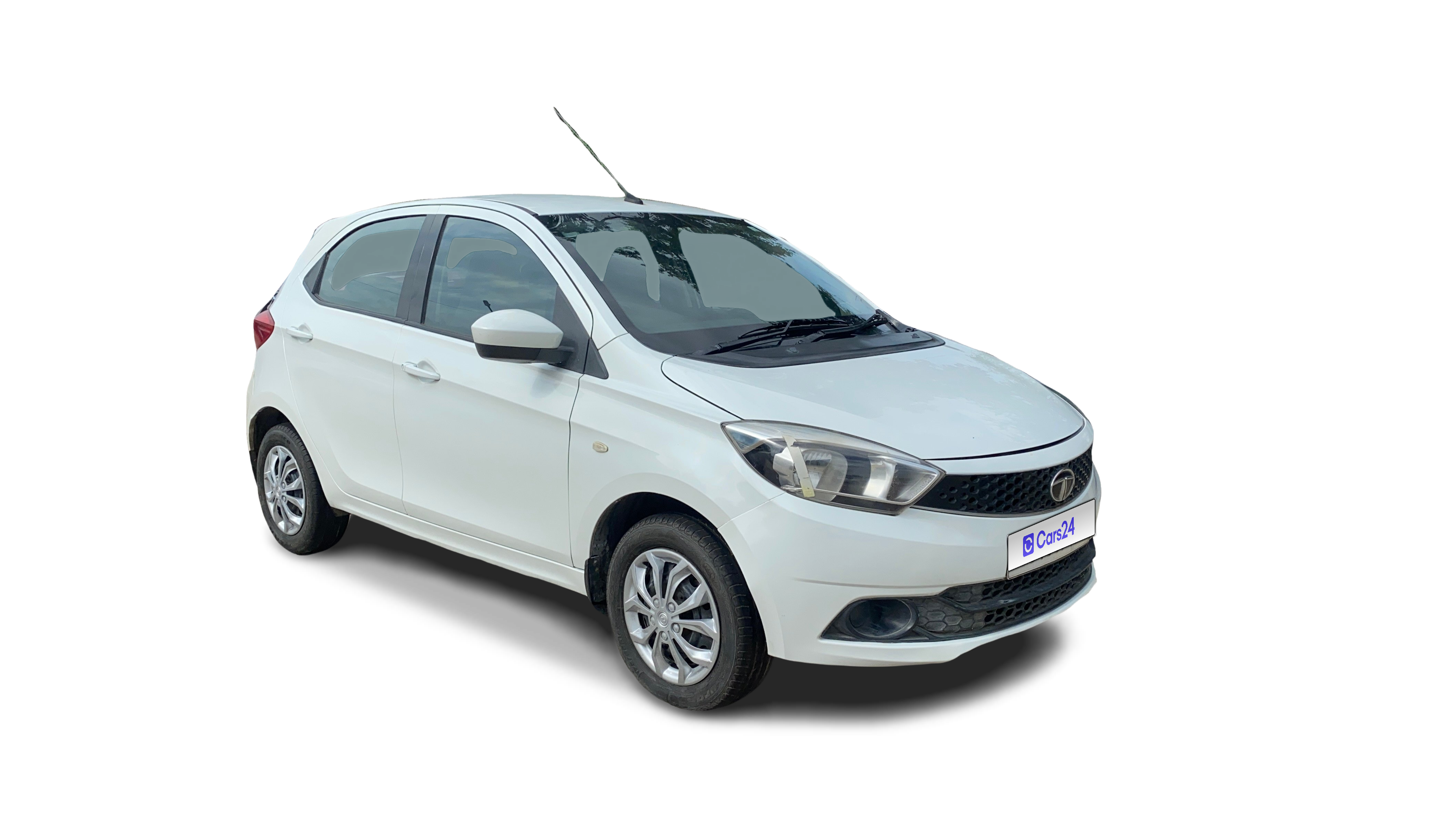 2016 Tata Tiago - Hatchback - Petrol - Manual - ₹3.23 lakh