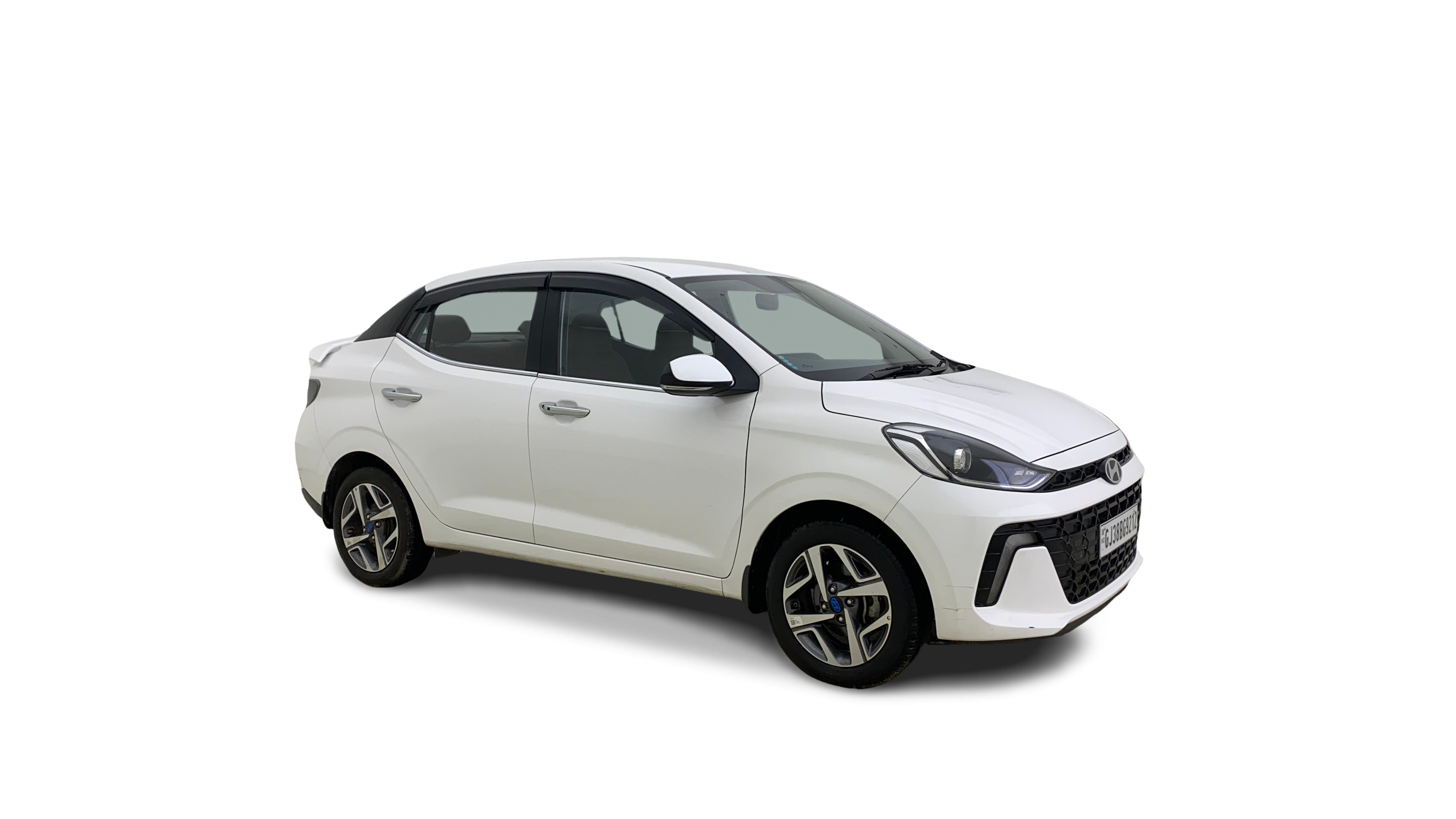 2024 Hyundai AURA - Sedan - Petrol - Manual - ₹6.62 lakh