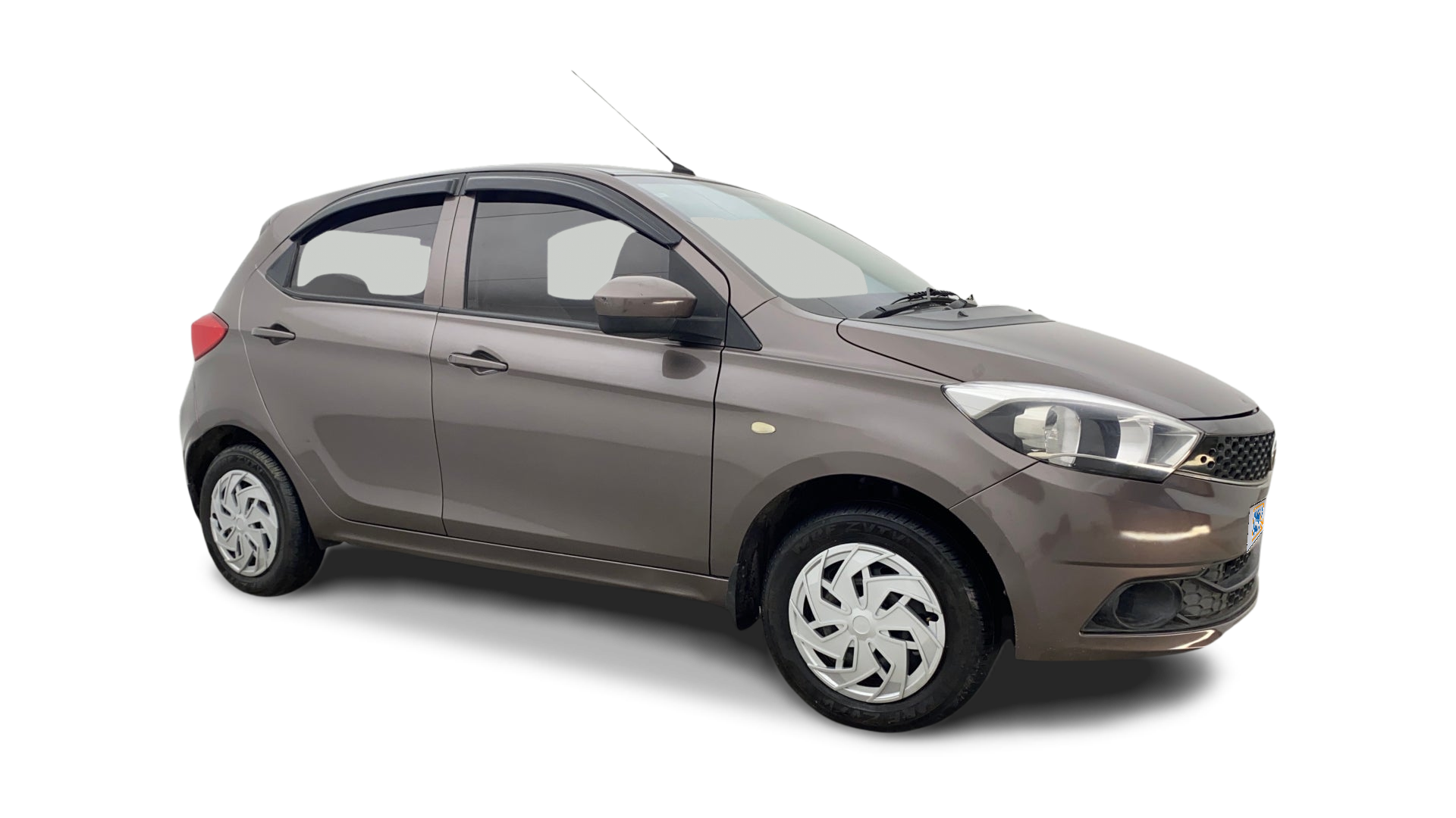 Tata Tiago-img