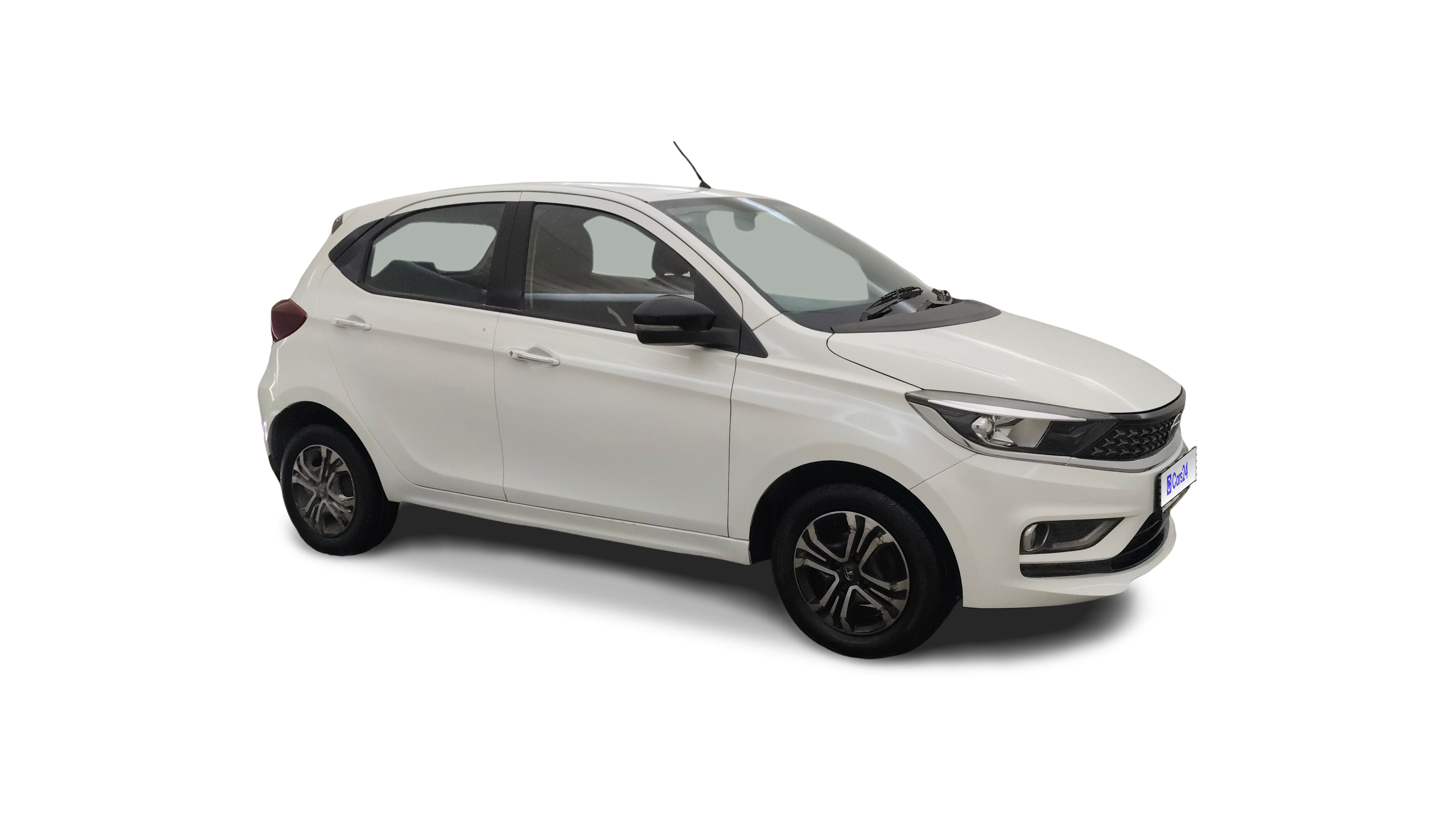 2022 Tata Tiago - Hatchback - CNG - Manual - ₹5.73 lakh
