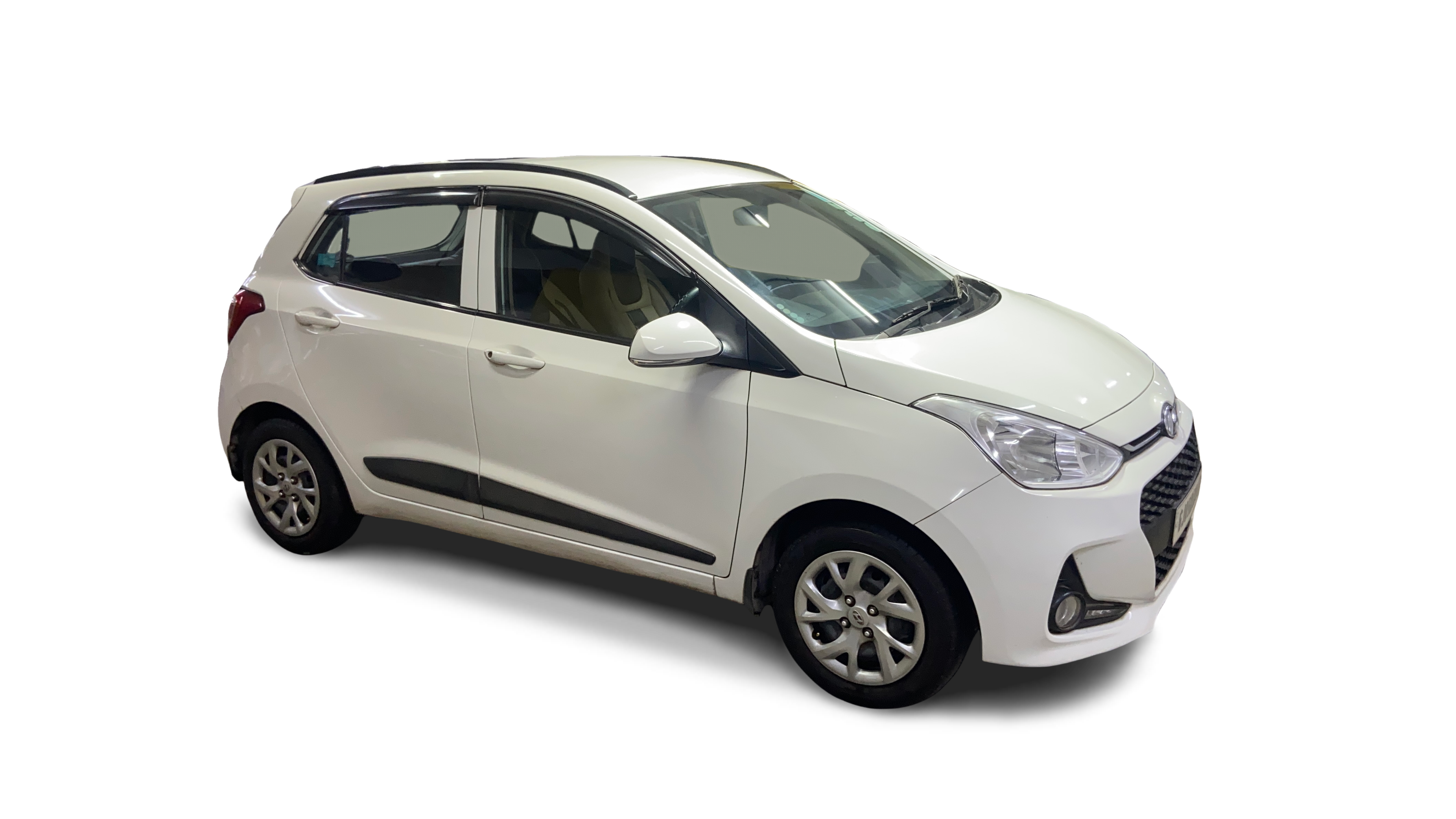 2017 Hyundai Grand i10 - Hatchback - Petrol - Manual - ₹3.50 lakh