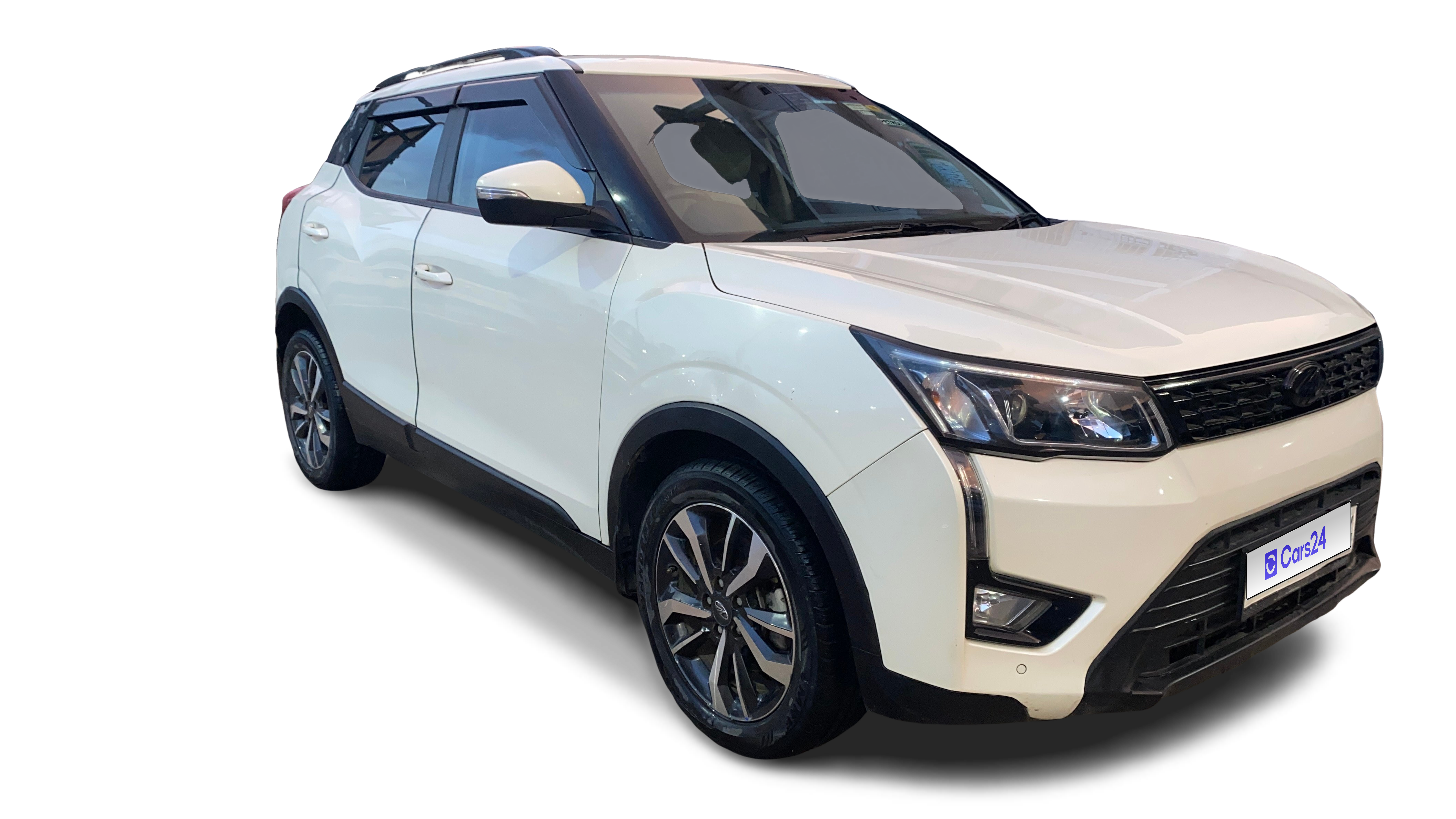 2021 Mahindra XUV300 - SUV - Petrol - Manual - ₹6.96 lakh