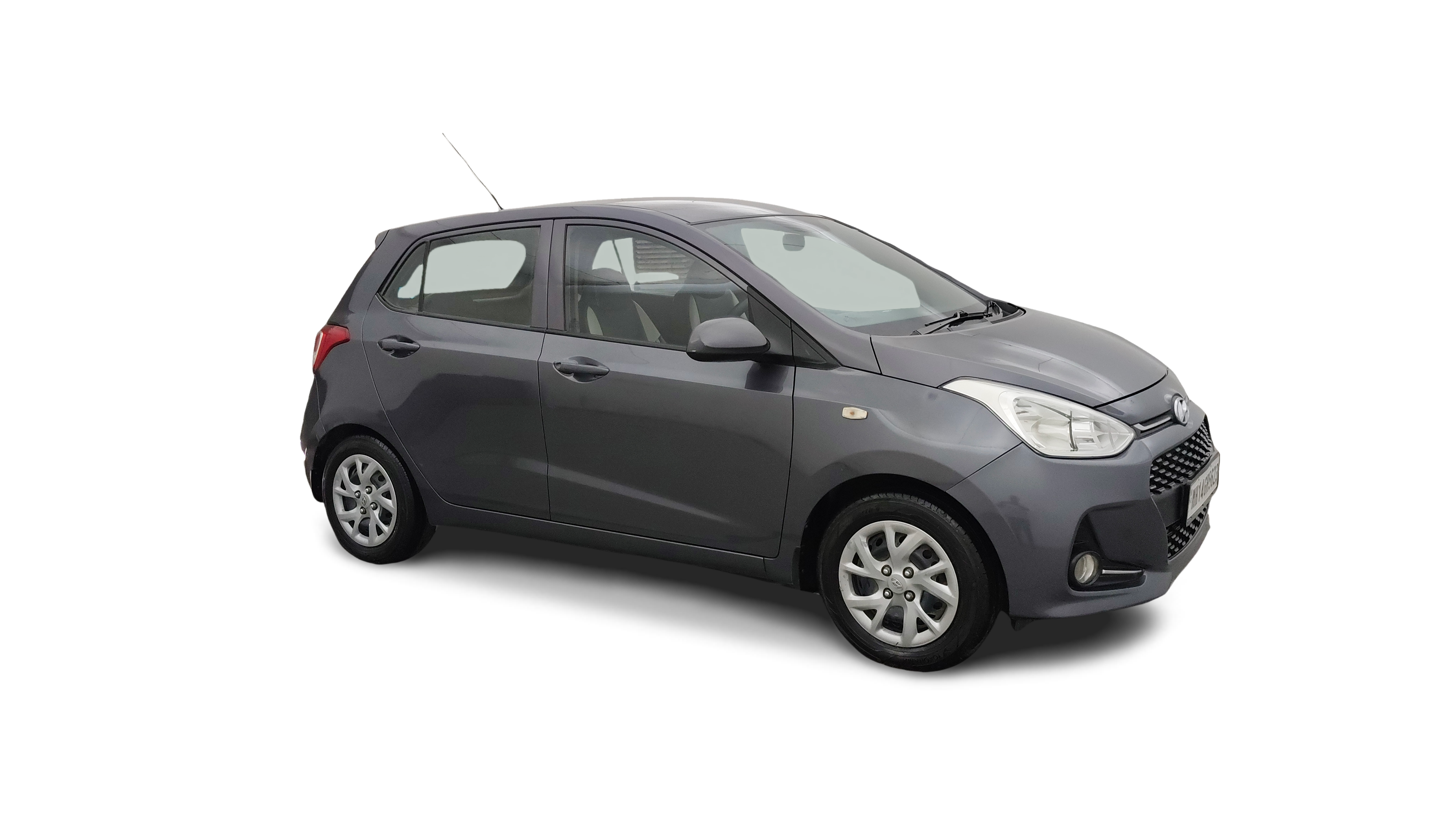 2017 Hyundai Grand i10 - Hatchback - CNG - Manual - ₹3.81 lakh