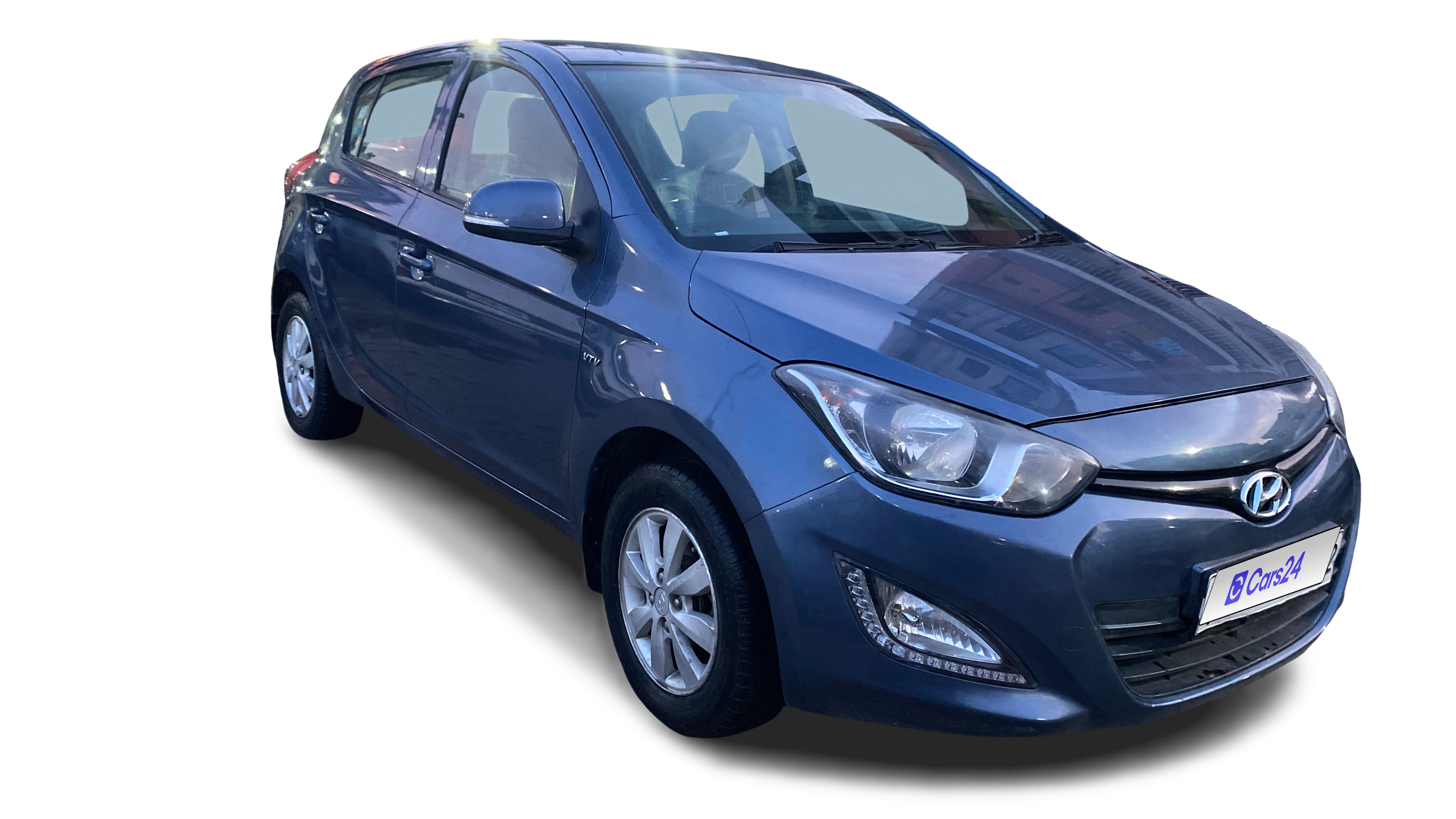 2013 Hyundai i20 - Hatchback - Petrol - Manual - ₹2.40 lakh