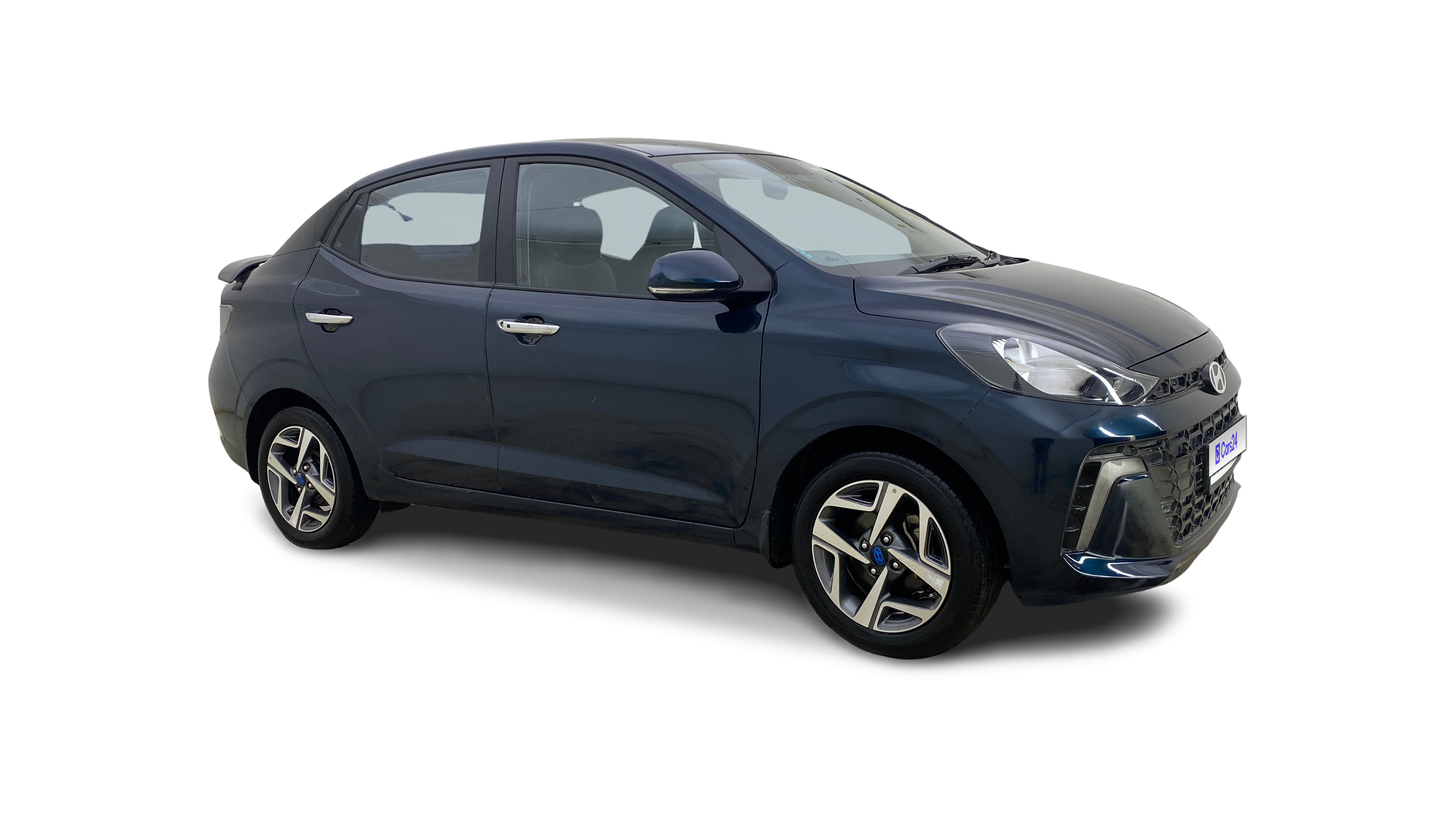 2024 Hyundai AURA - Sedan - CNG - Manual - ₹6.85 lakh