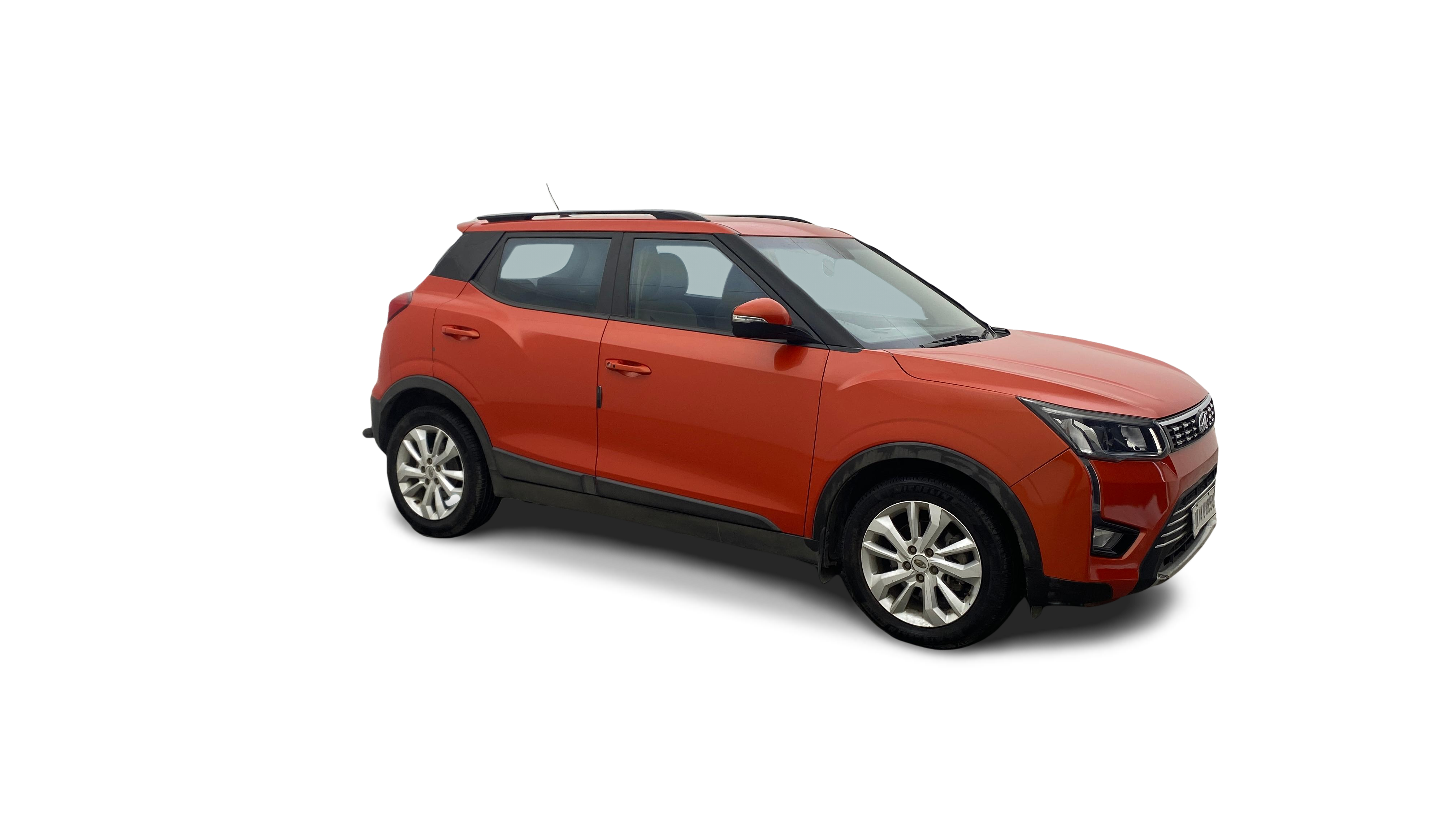 2019 Mahindra XUV300 - SUV - Petrol - Manual - ₹7.01 lakh