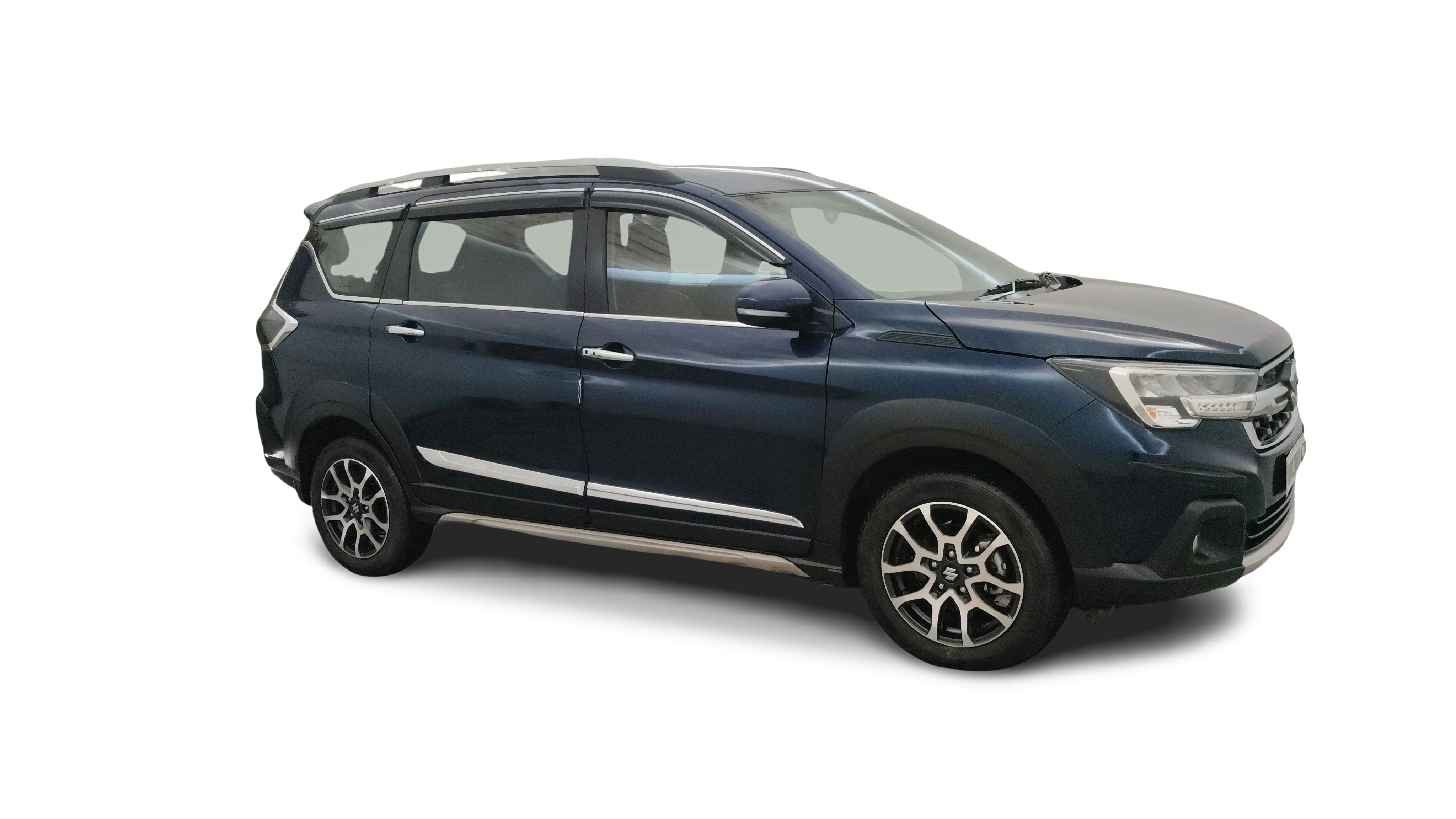 2022 Maruti XL6 - SUV - Petrol - Manual - ₹9.67 lakh