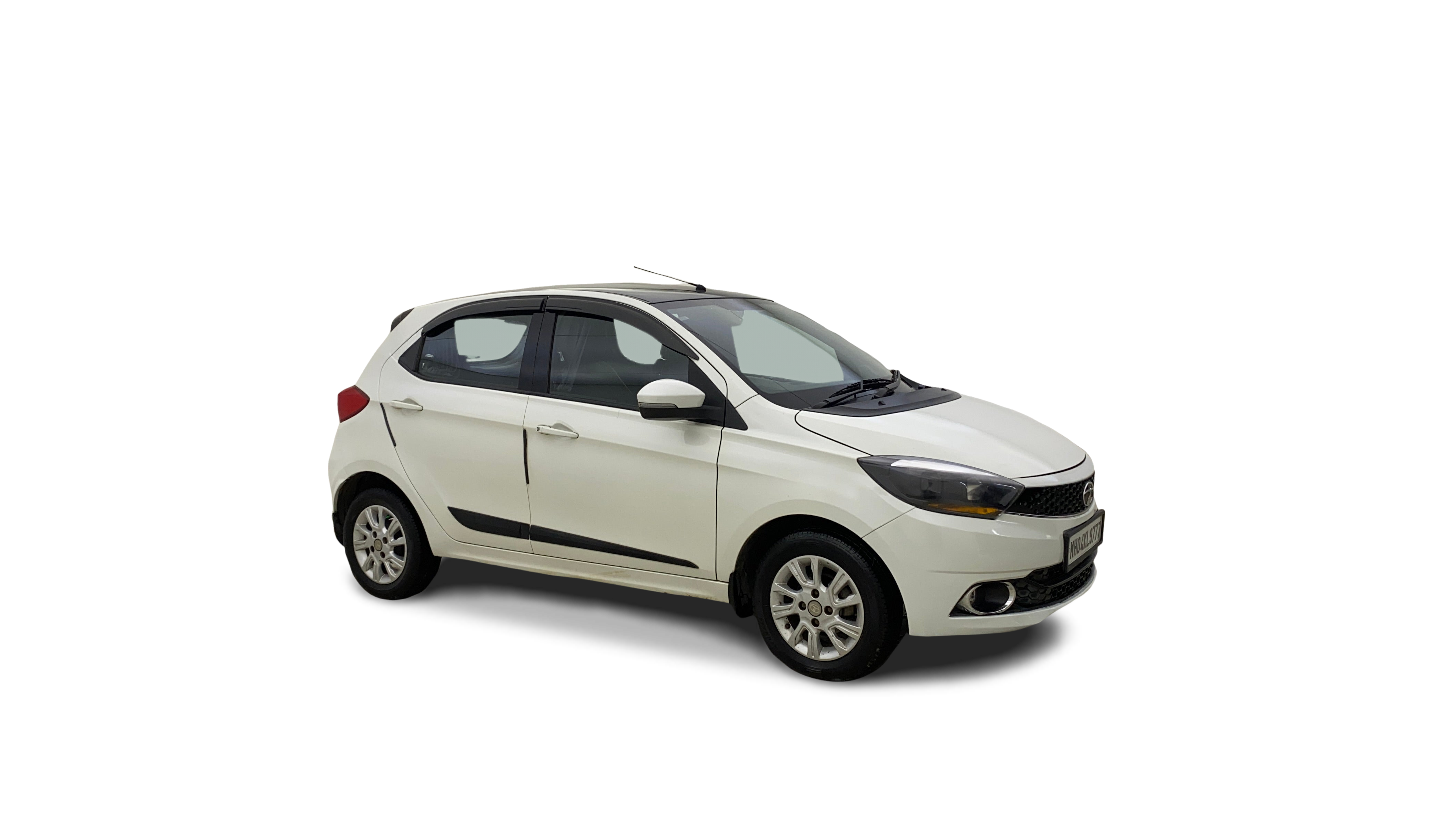 Tata Tiago-img