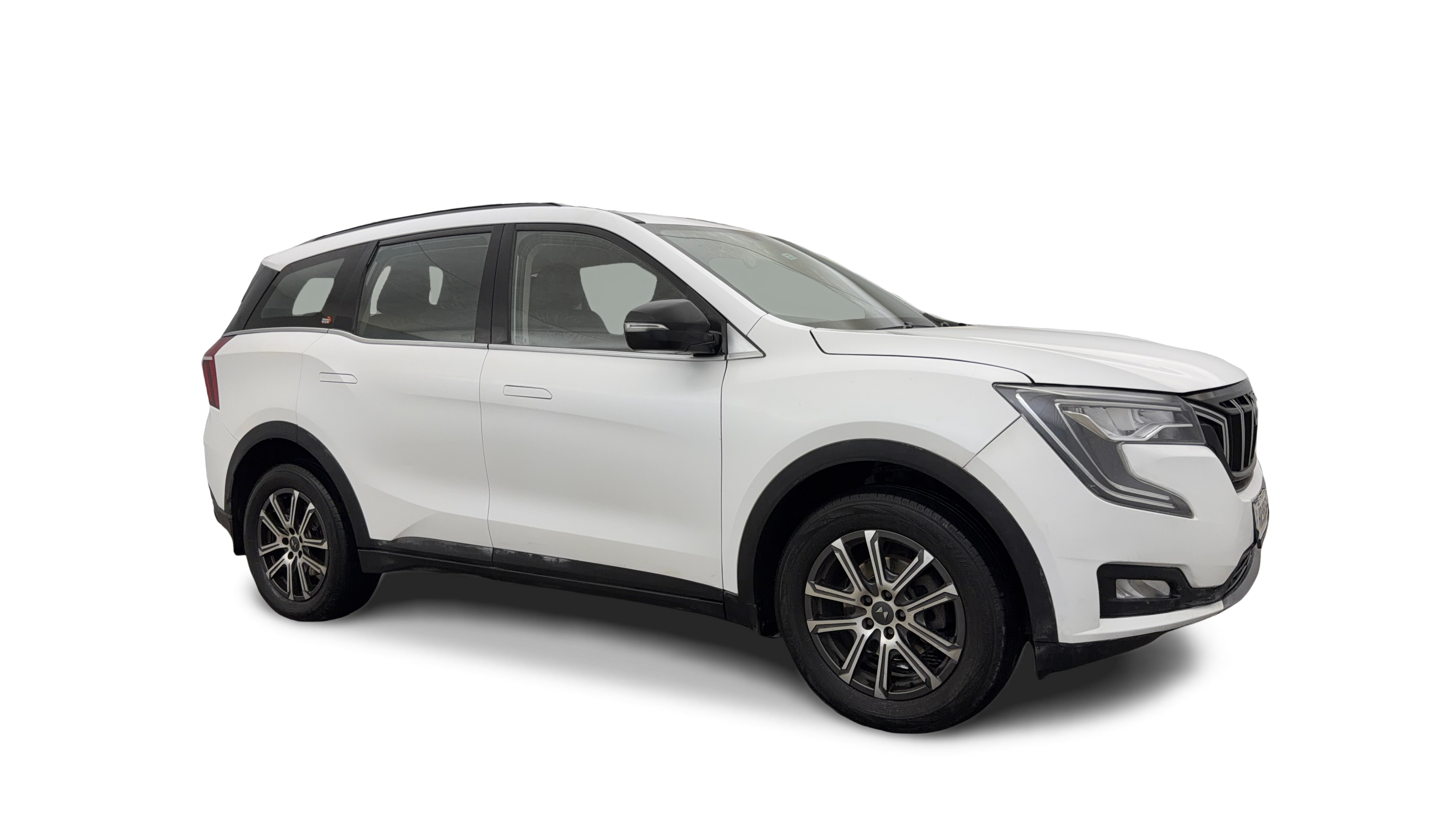 2023 Mahindra XUV700 - SUV - Diesel - Automatic - ₹14.50 lakh