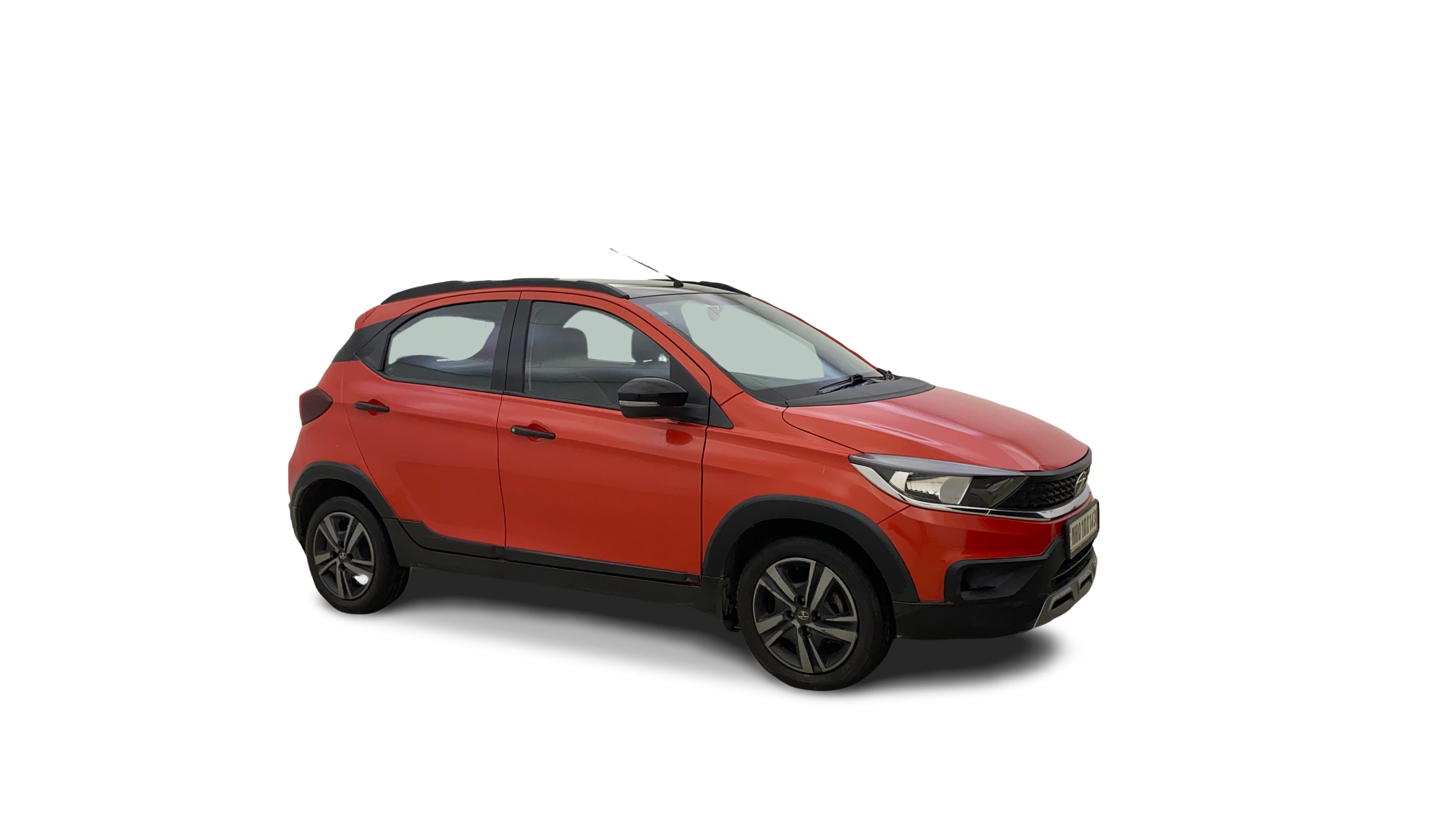 Tata TIAGO NRG-img
