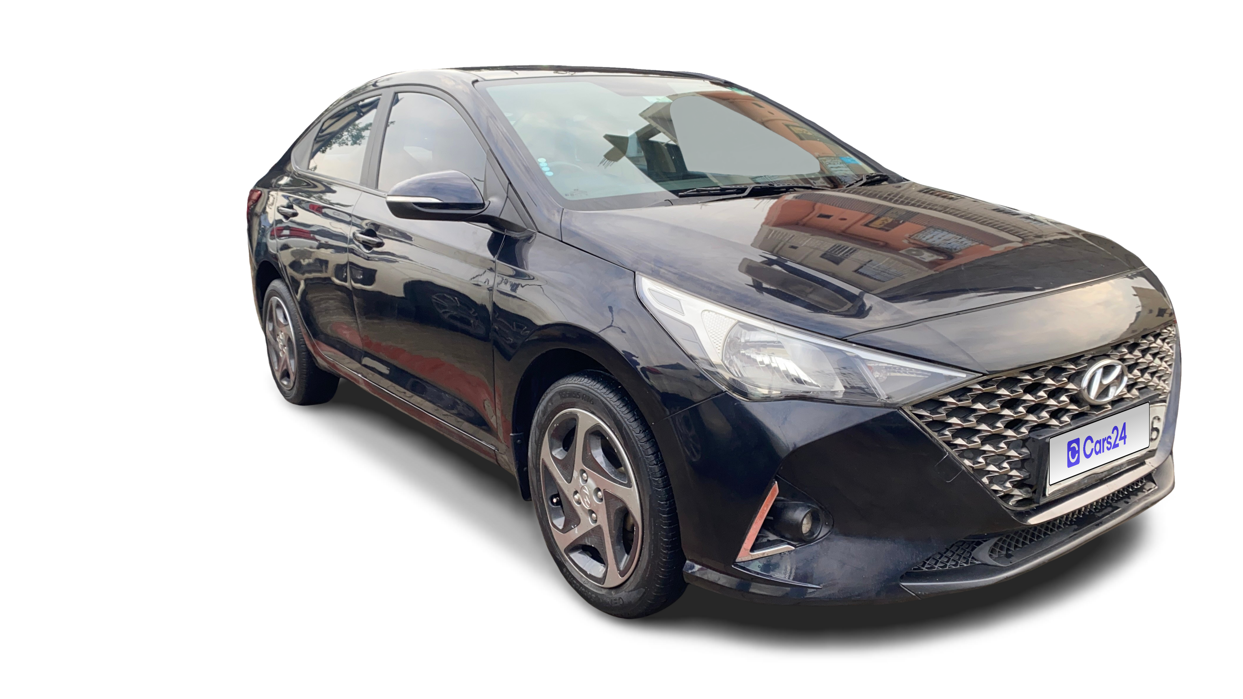 2022 Hyundai Verna - Sedan - Petrol - Manual - ₹8.45 lakh