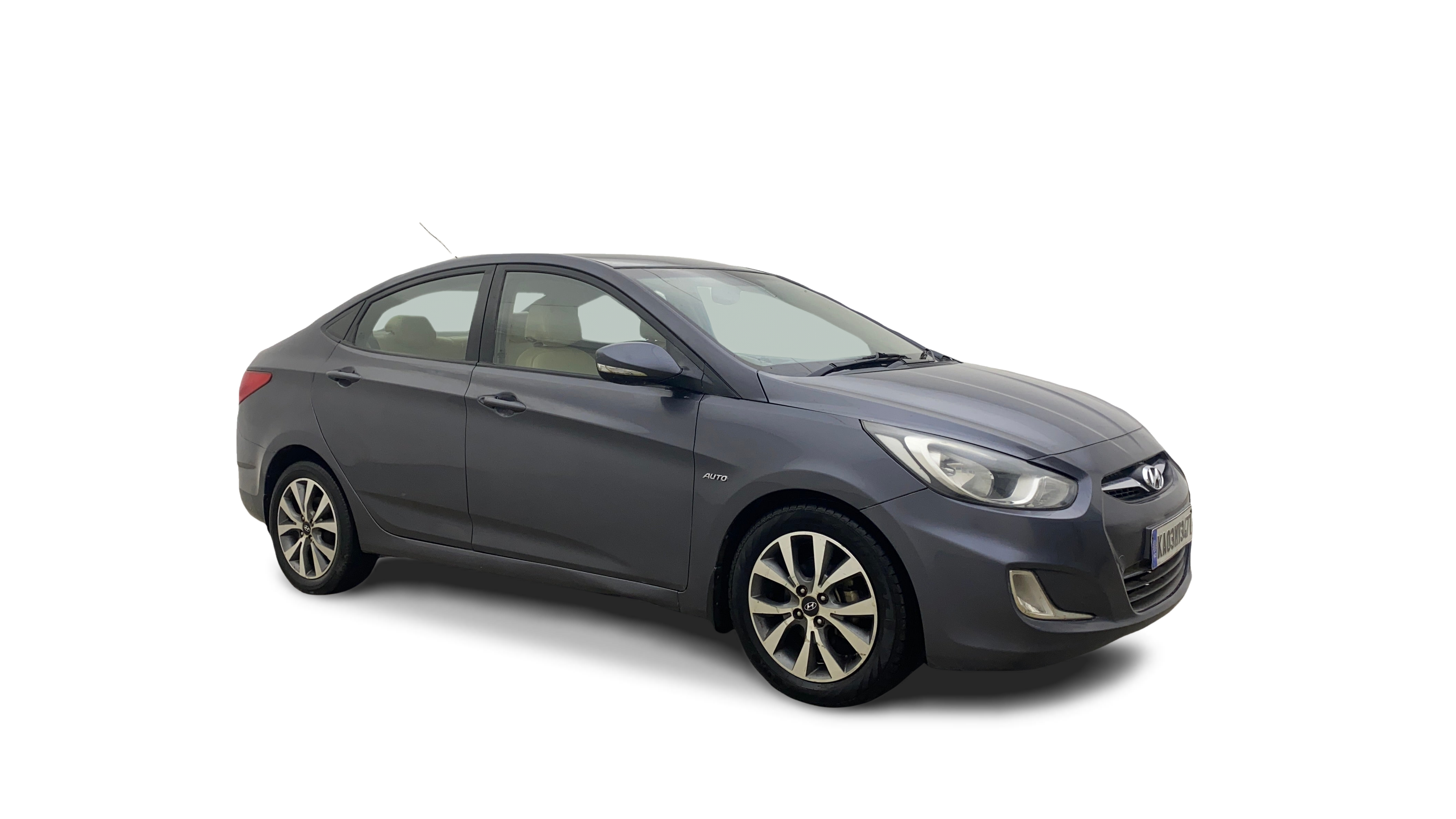 Hyundai Verna-img