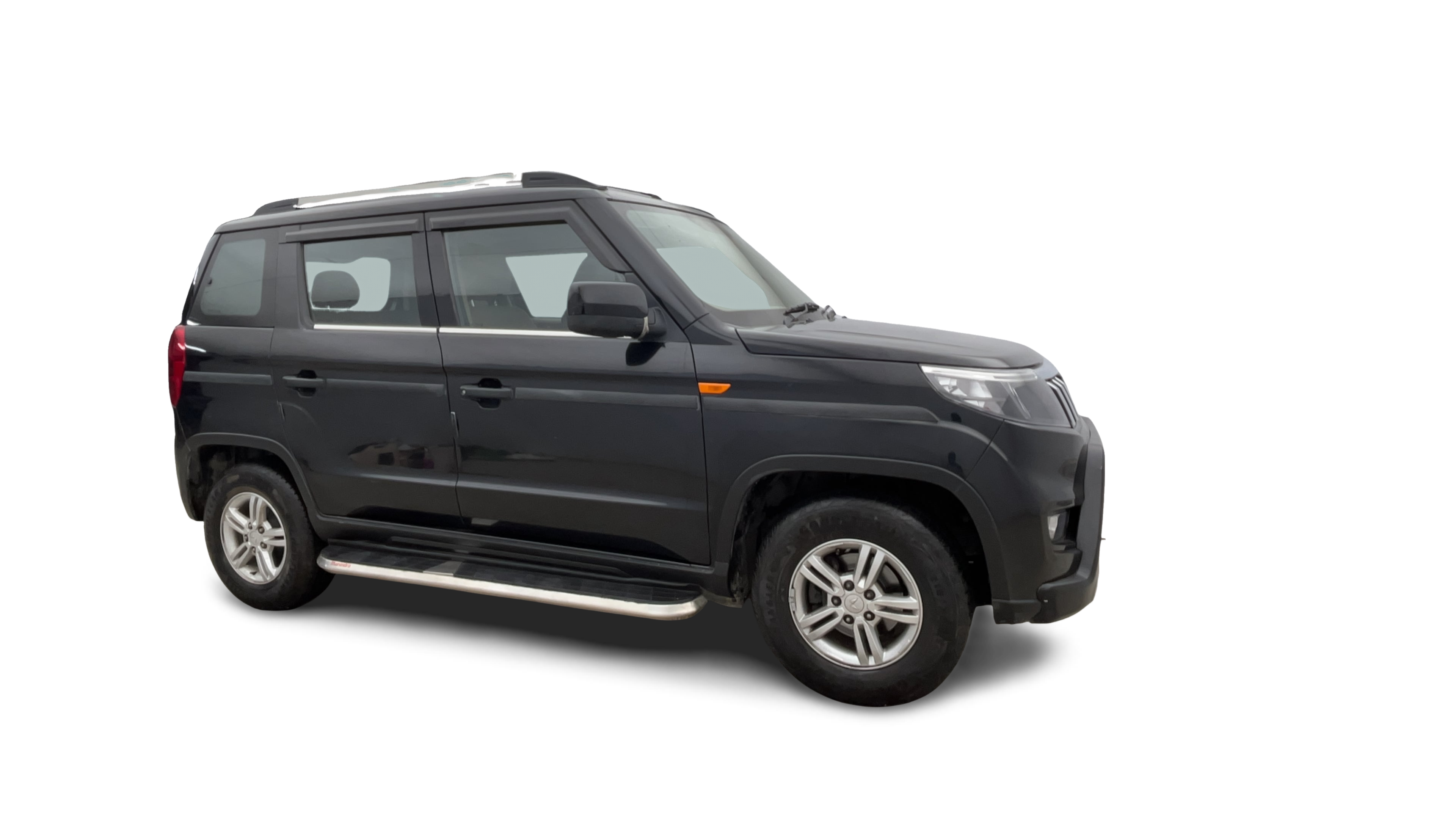 Mahindra BOLERO NEO-img