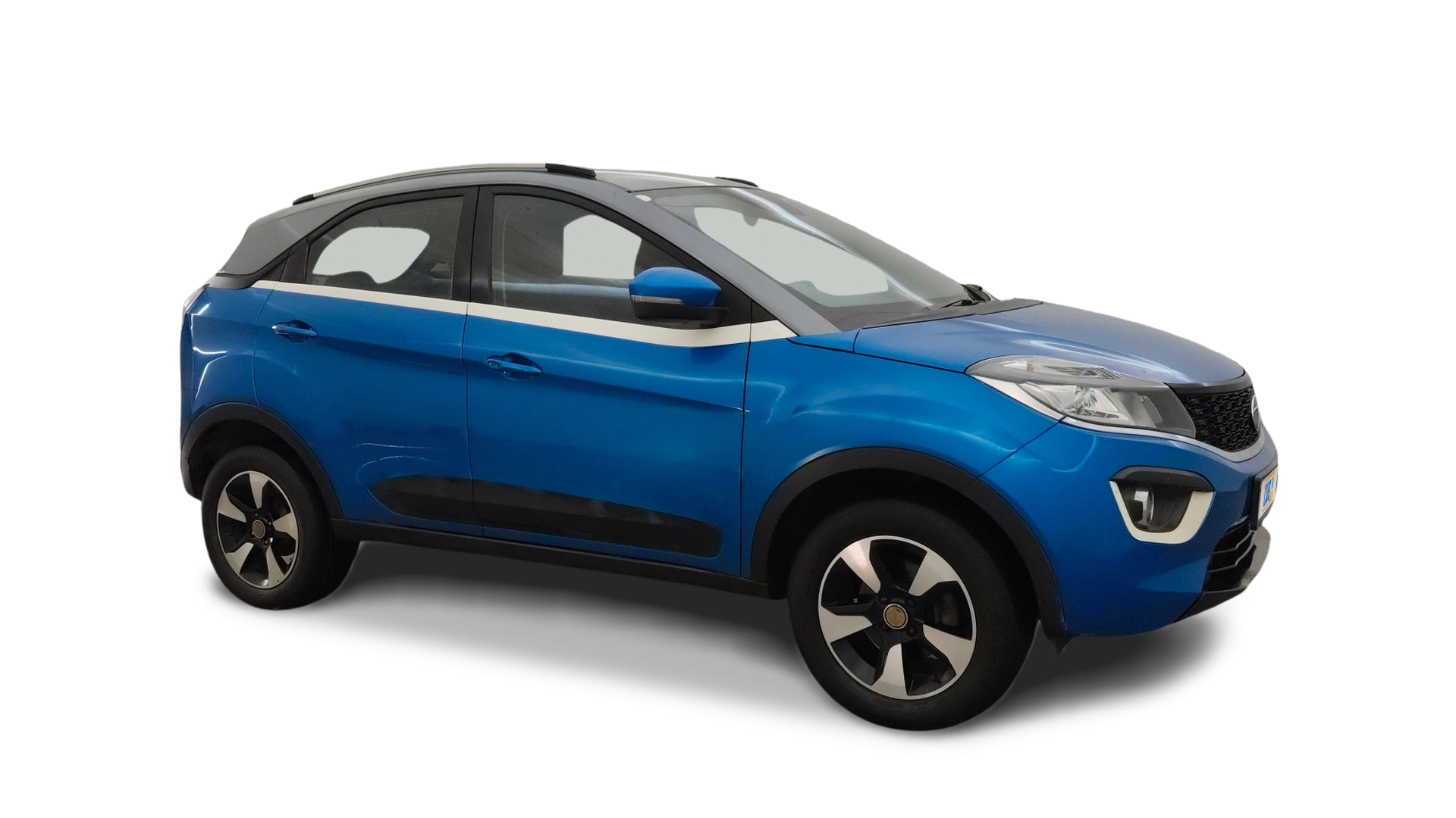 Tata NEXON-img