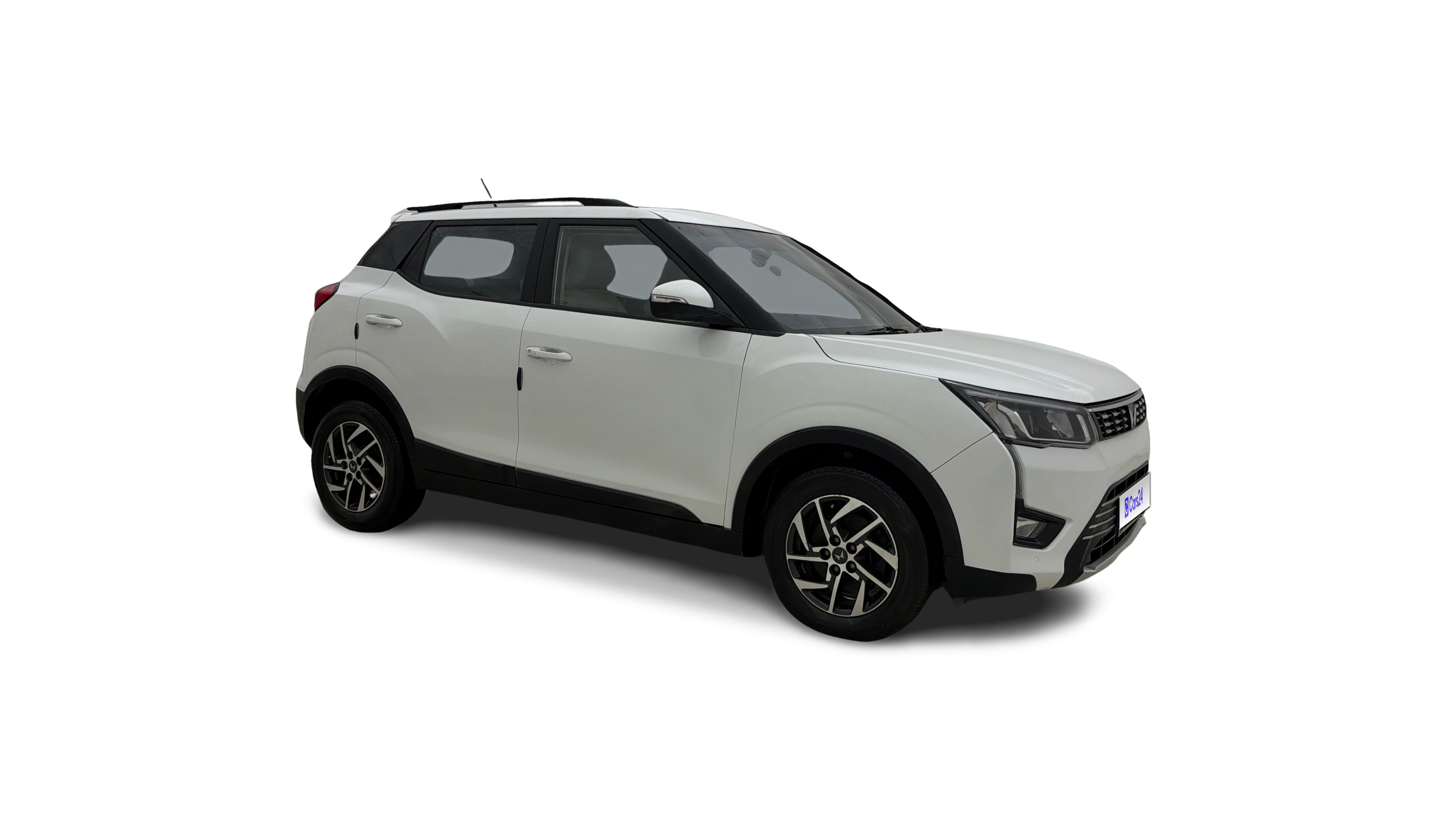 2024 Mahindra XUV300 - SUV - Diesel - Manual - ₹8.26 lakh