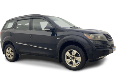 Mahindra XUV500-img