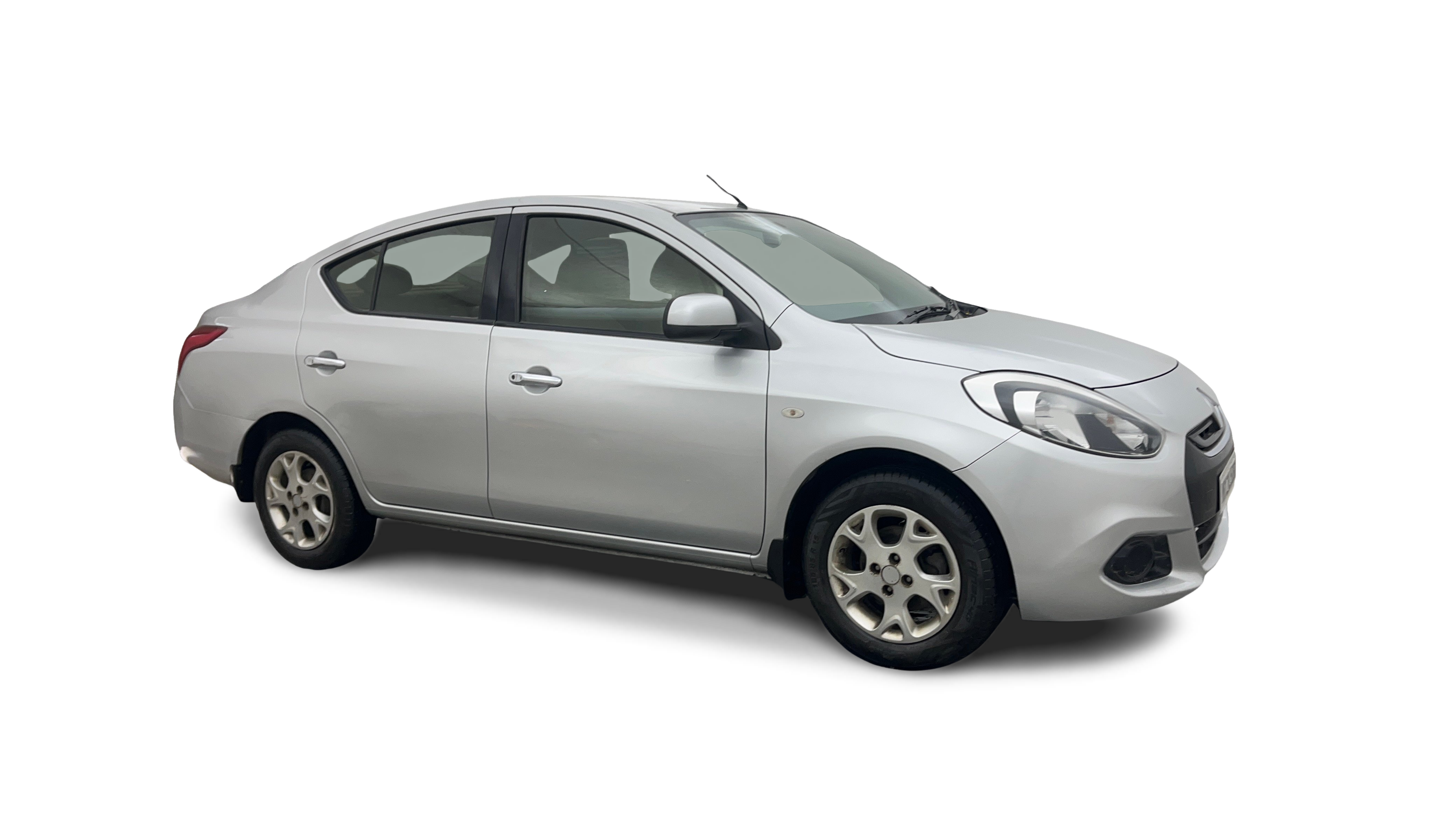 2013 Renault Scala - Sedan - Petrol - Manual - ₹2.27 lakh