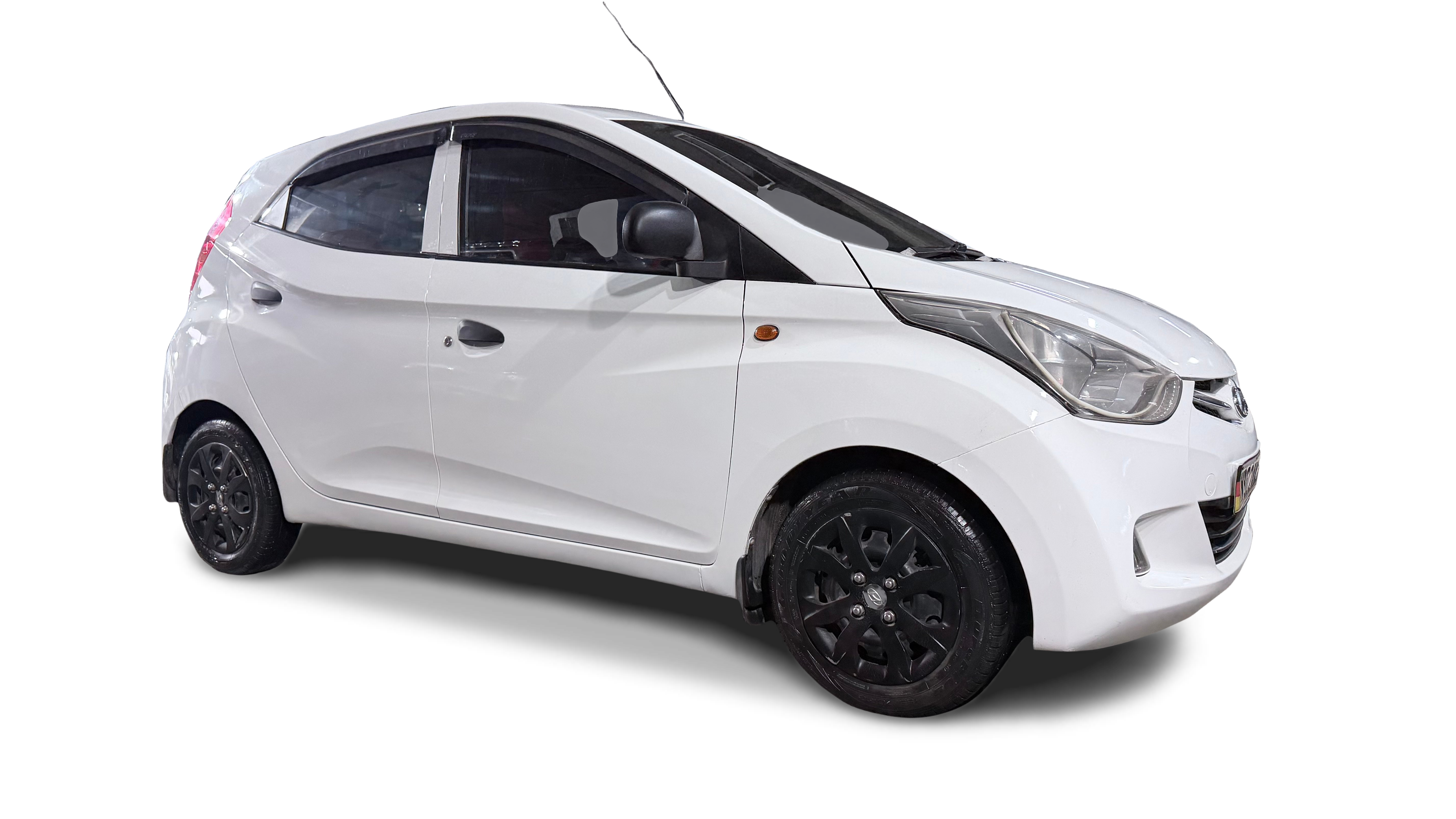 2017 Hyundai Eon - Hatchback - Petrol - Manual - ₹1.54 lakh