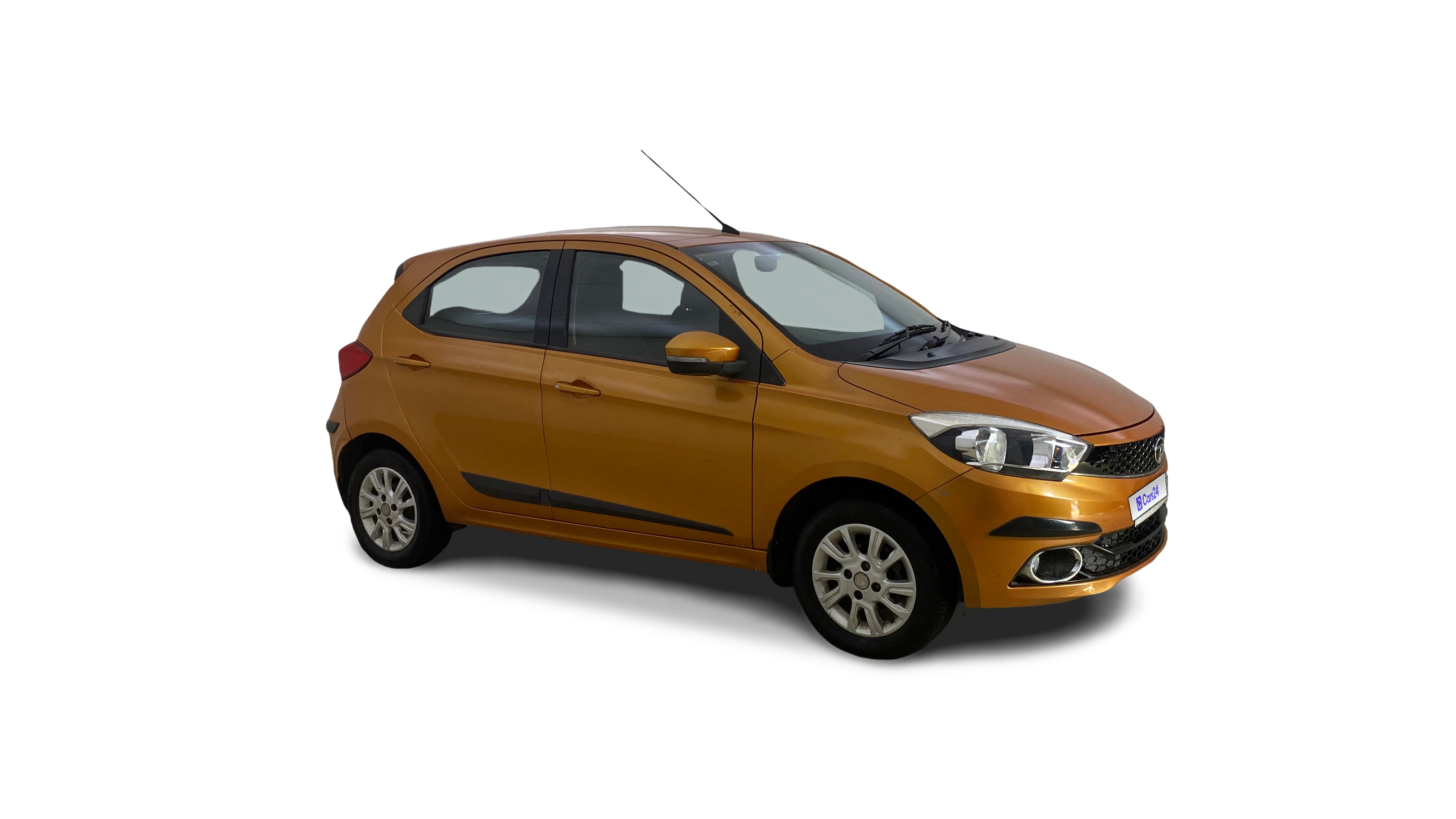 2016 Tata Tiago - Hatchback - Petrol - Manual - ₹3.32 lakh