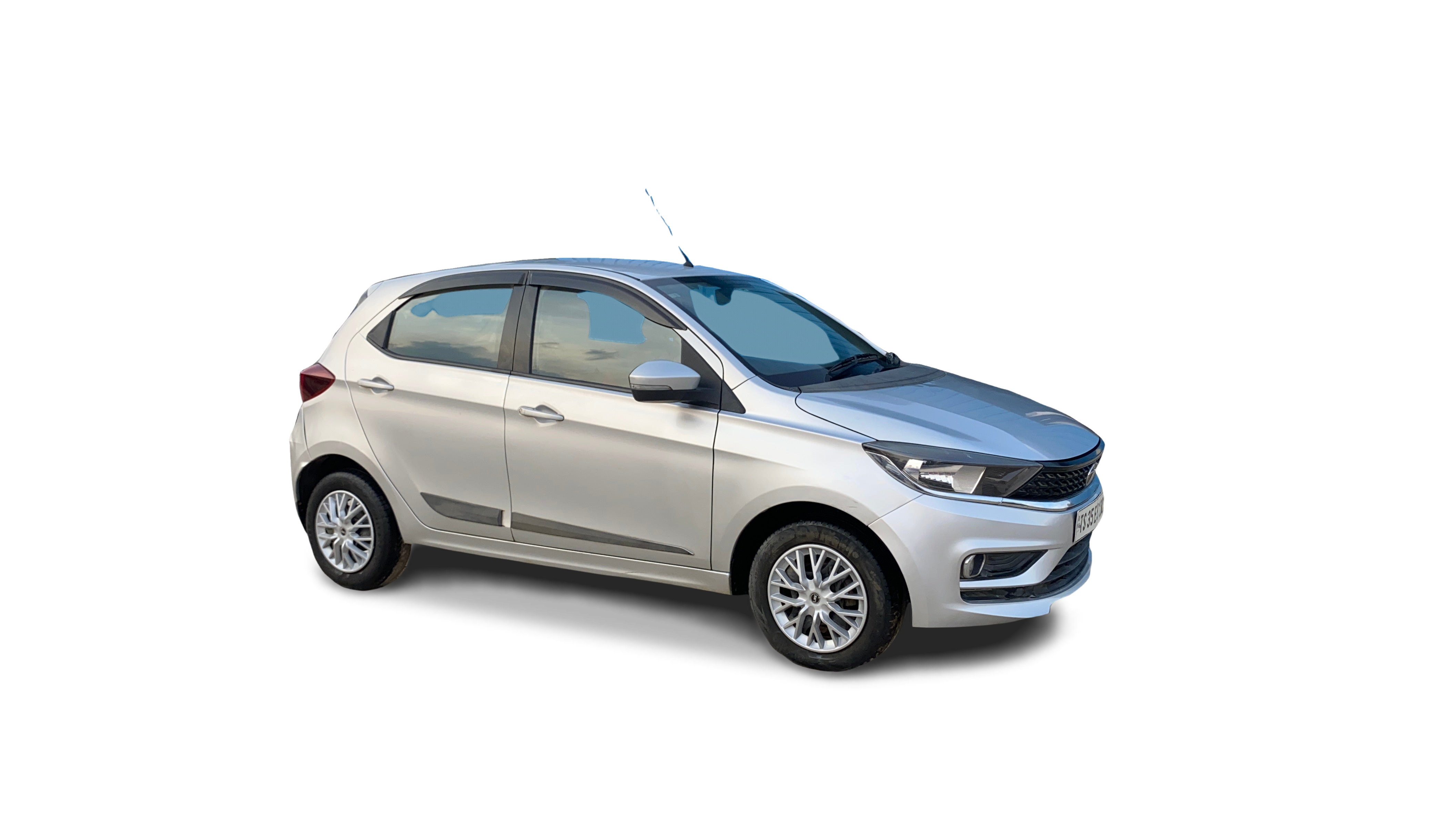 Tata Tiago-img