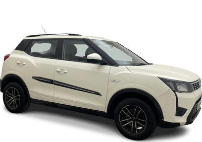 2022 Mahindra XUV300 - SUV - Diesel - Automatic - ₹8.38 lakh