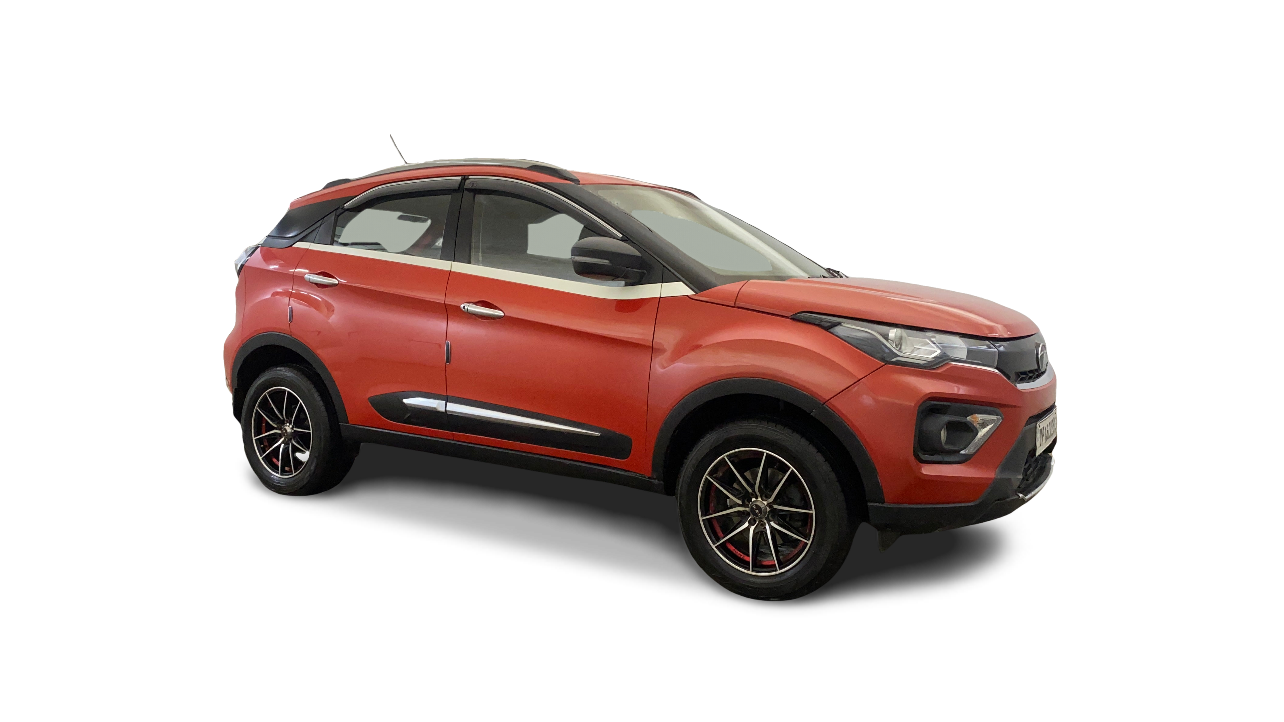 Tata NEXON-img