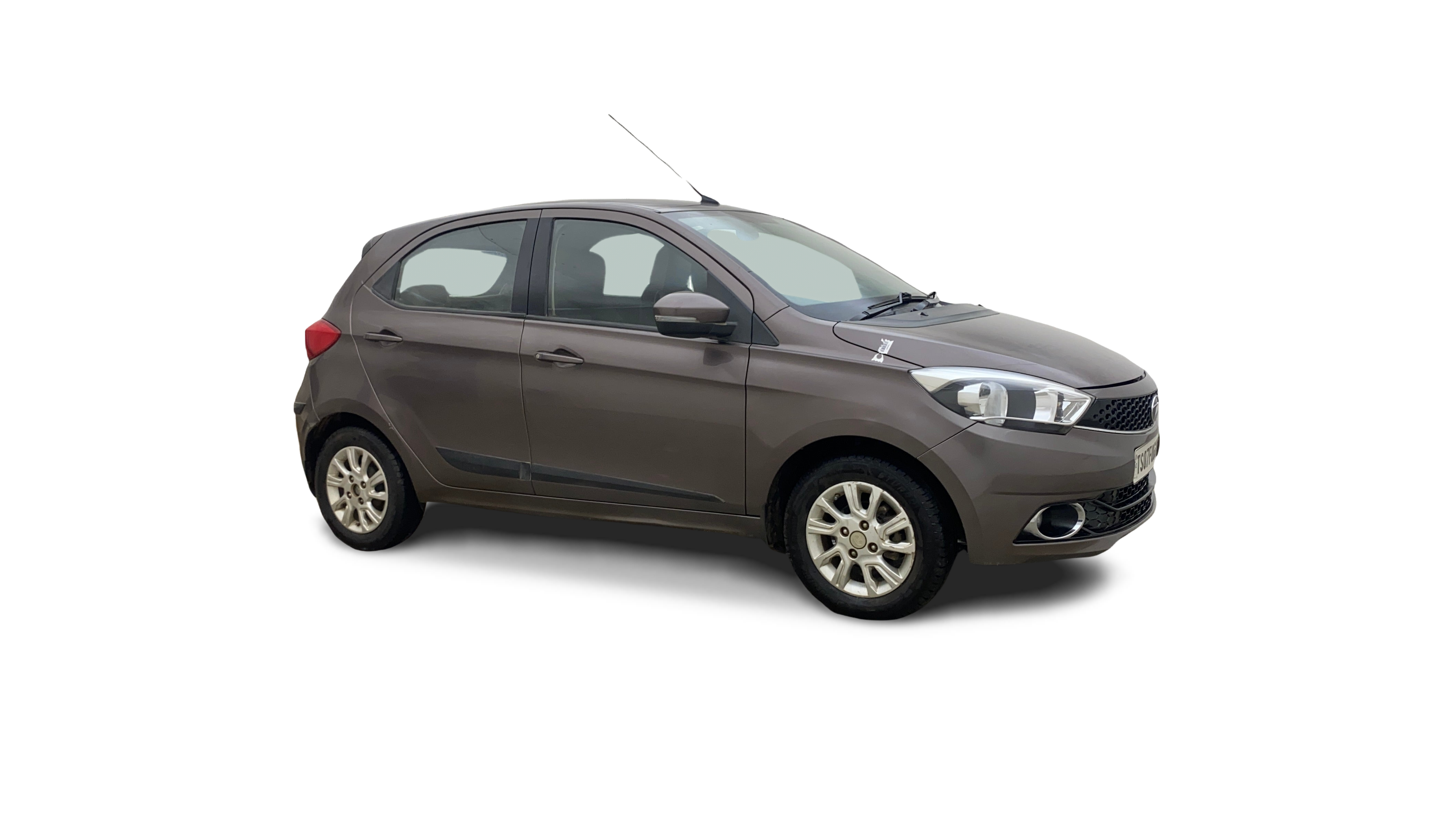 Tata Tiago-img
