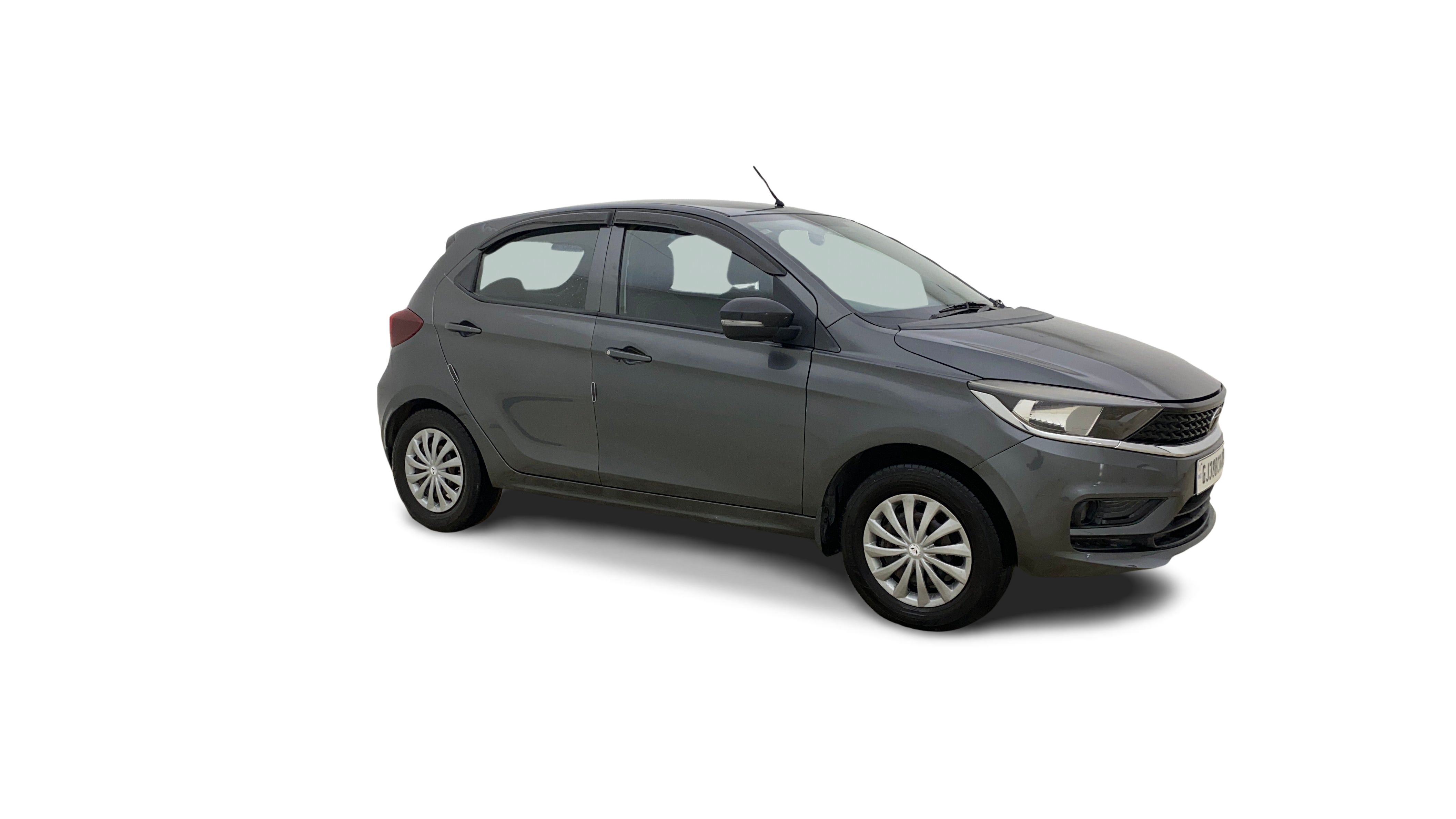 Tata Tiago-img