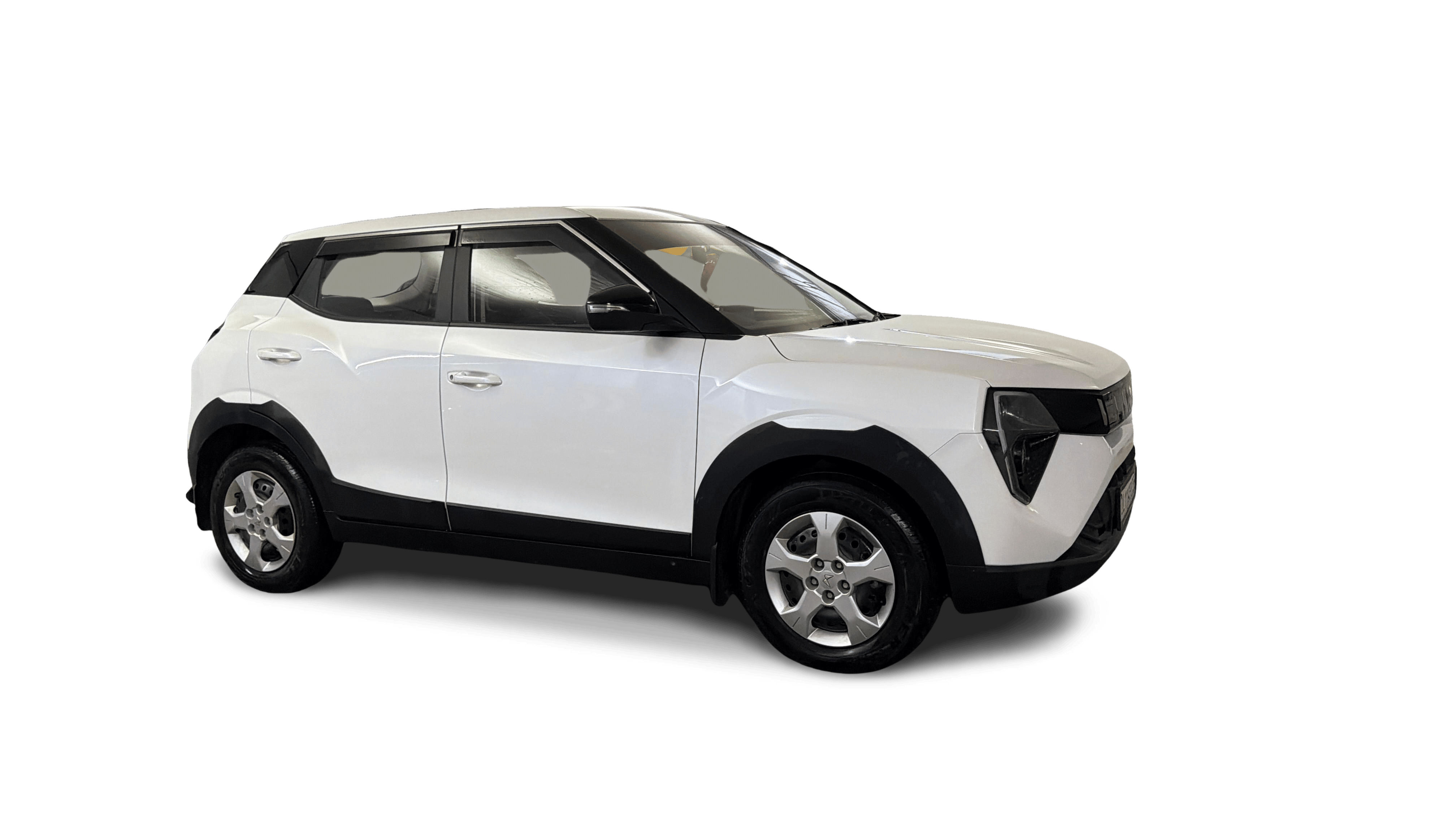 2024 Mahindra XUV 3XO - SUV - Petrol - Manual - ₹7.40 lakh
