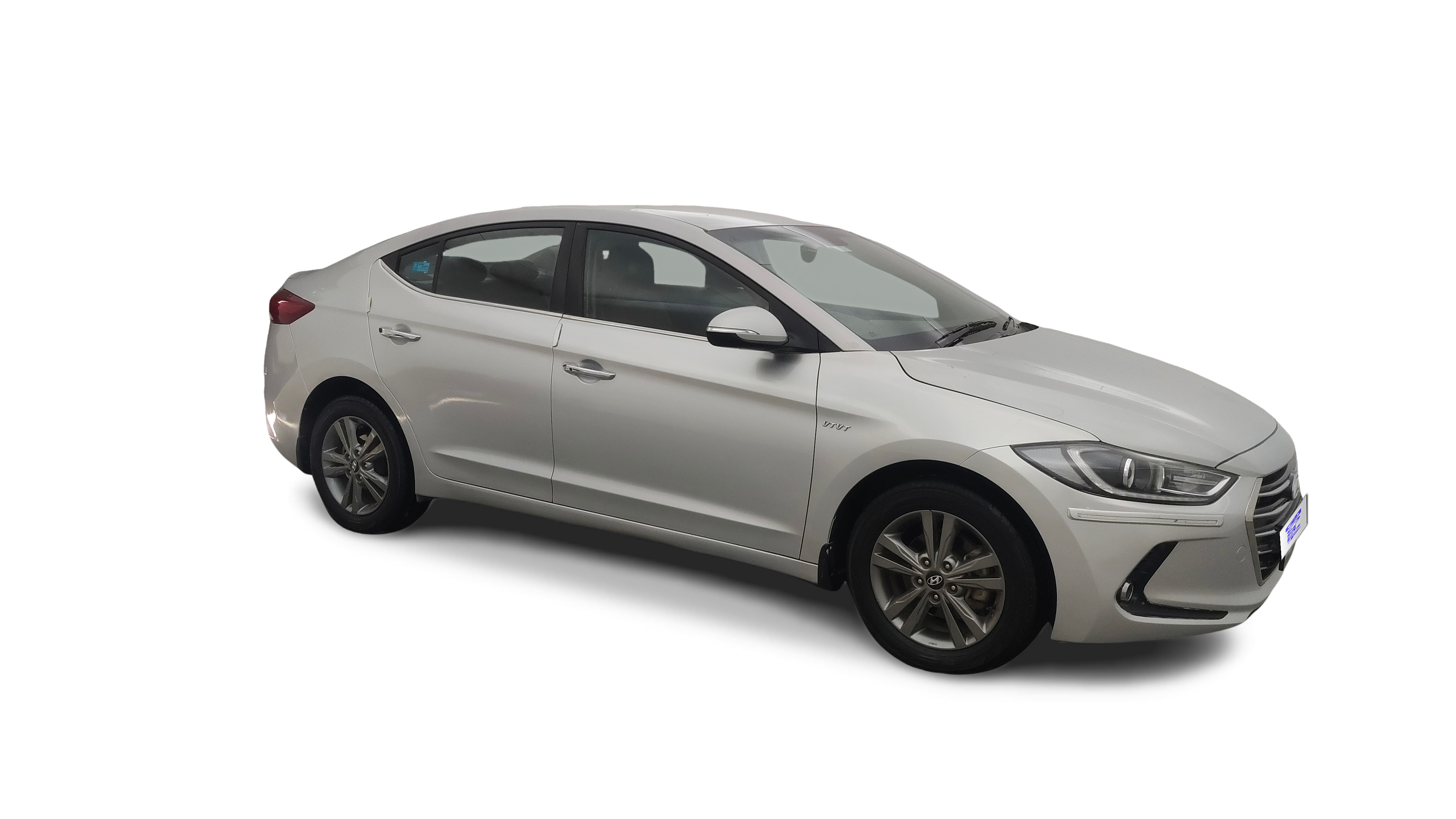 2016 Hyundai New Elantra - Sedan - Petrol - Manual - ₹5.85 lakh