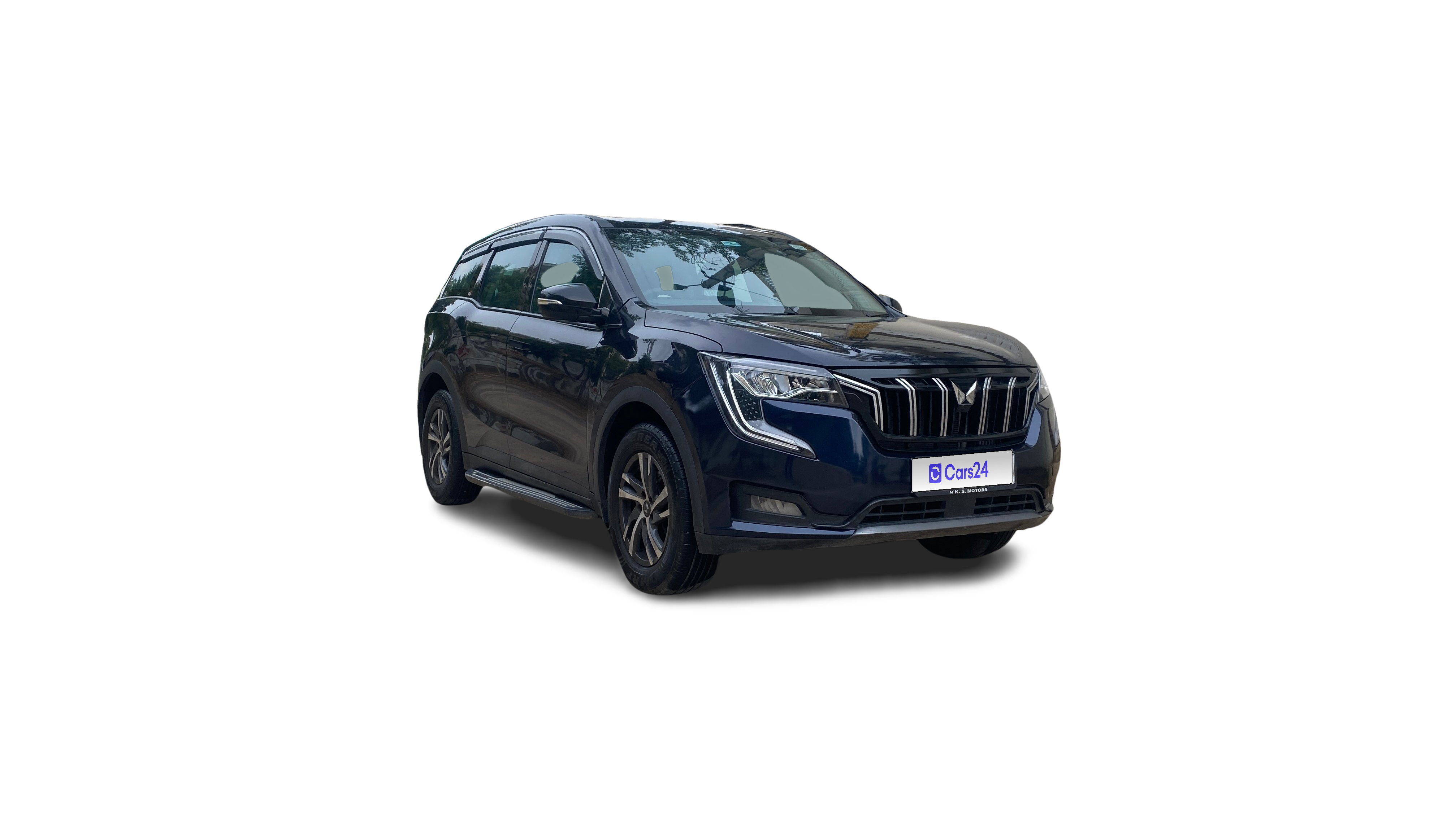 2024 Mahindra XUV700 - SUV - Diesel - Automatic - ₹17.99 lakh