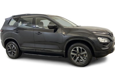 Tata Safari-img