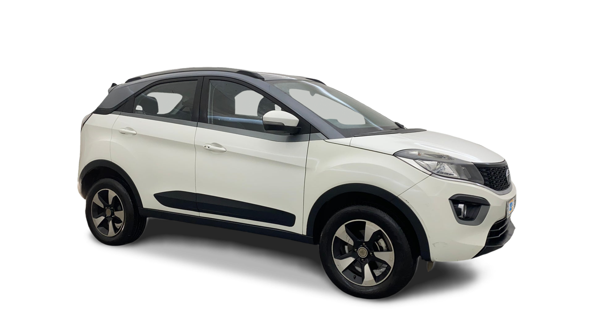 Tata NEXON-img