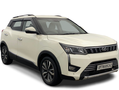 Mahindra XUV300-img